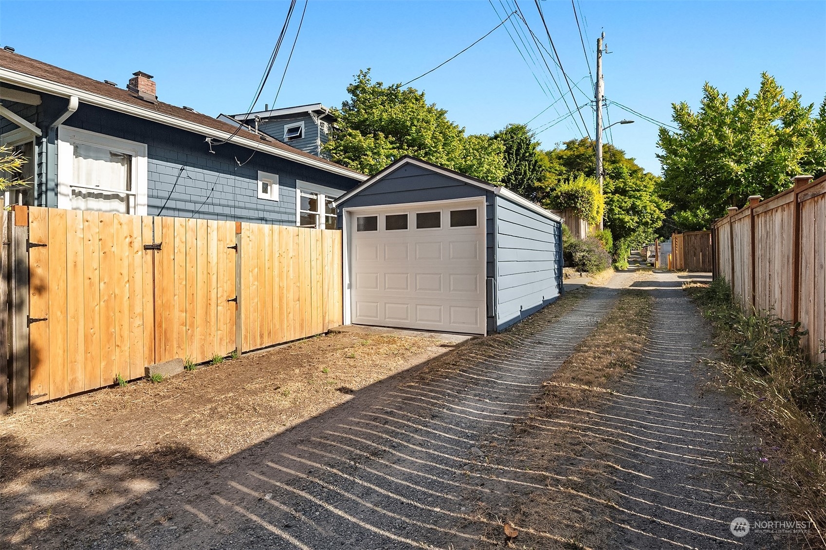 5645 12th Avenue NE