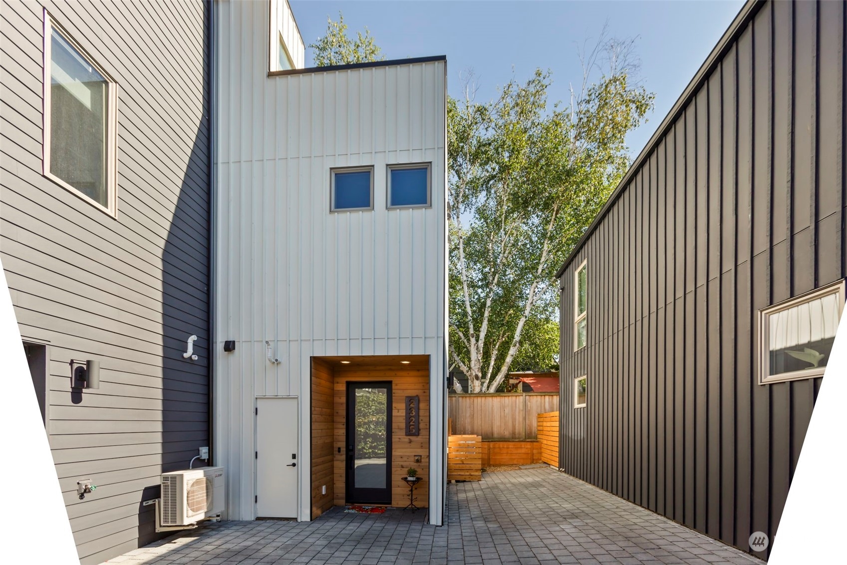 2325 Walnut Avenue SW Unit: B