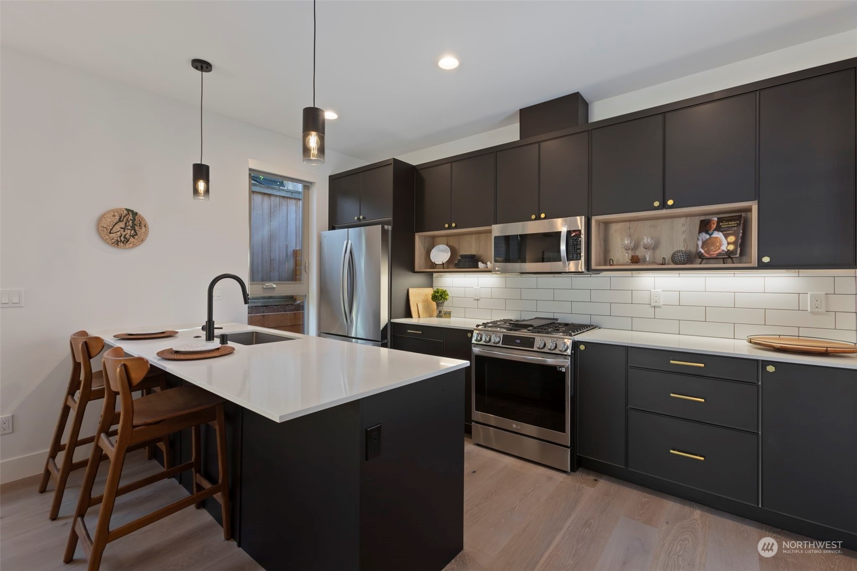 2325 Walnut Avenue SW Unit: B