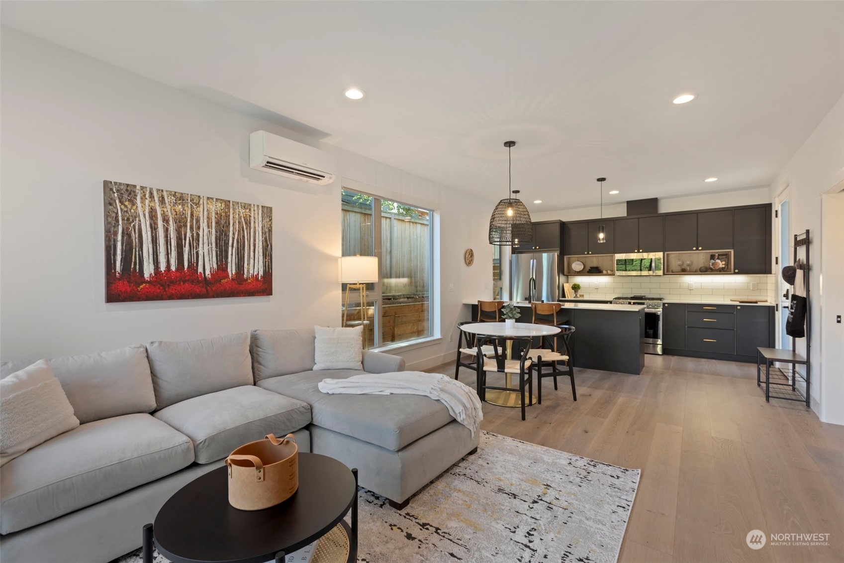 2325 Walnut Avenue SW Unit: B
