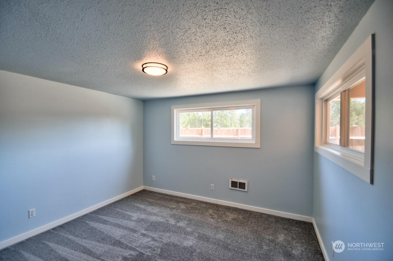 221 E Woodland Drive