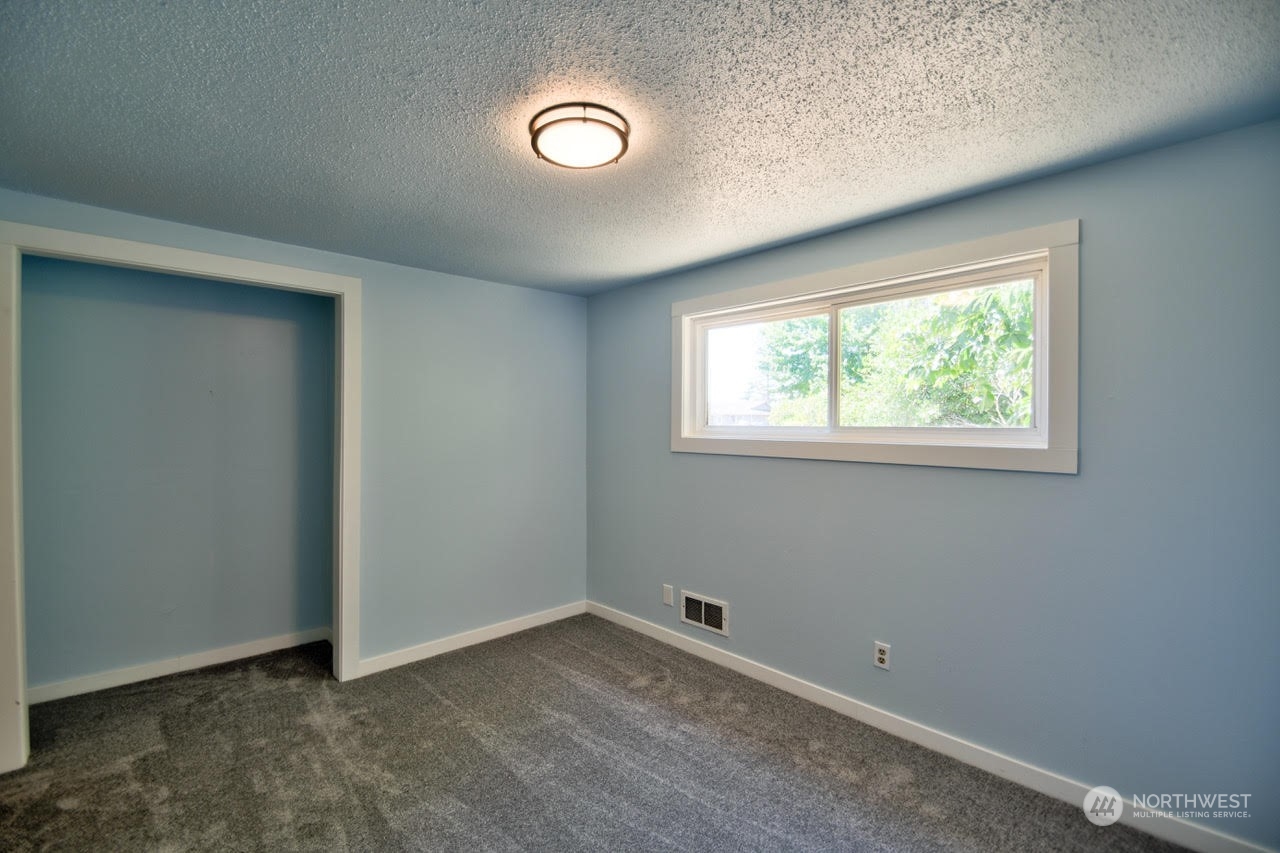 221 E Woodland Drive