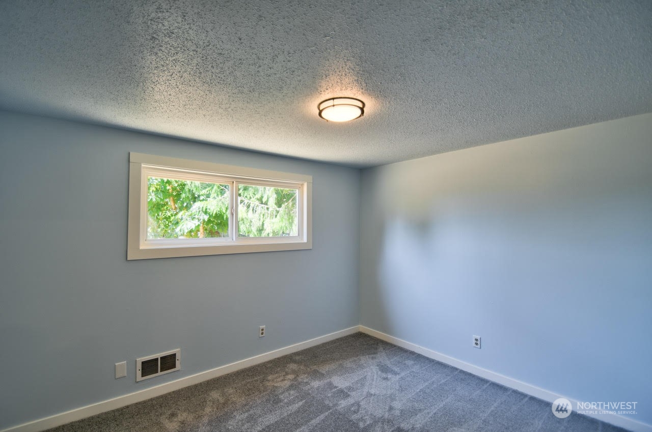 221 E Woodland Drive
