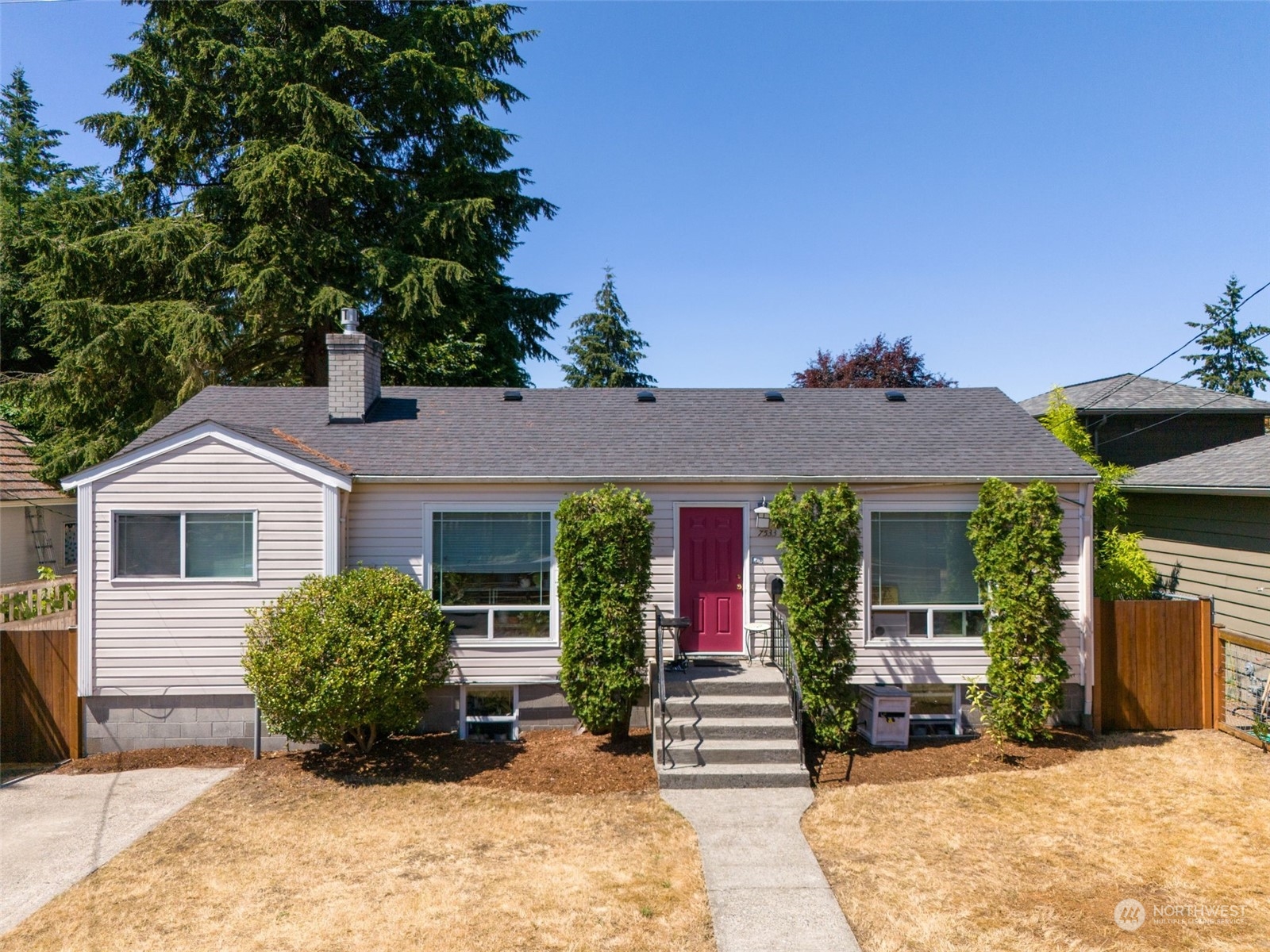 7533 31st Avenue NE