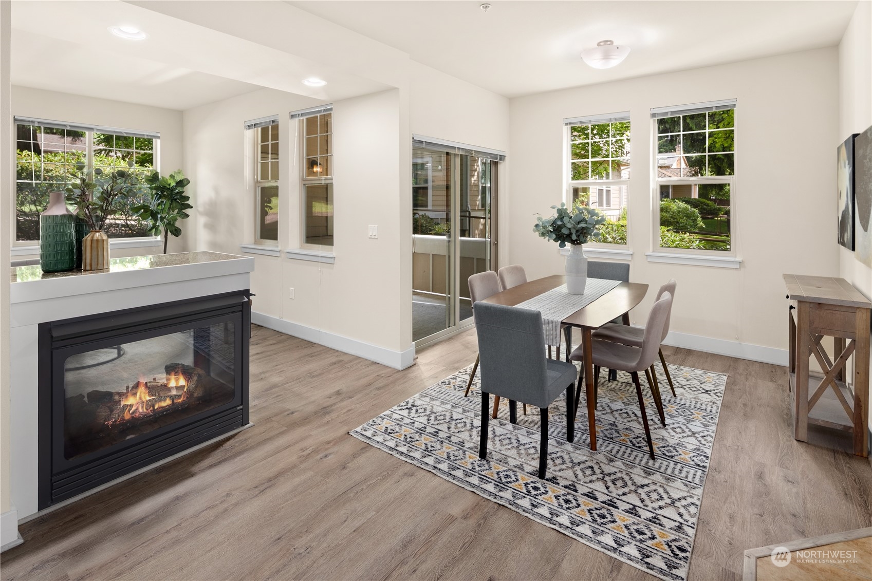 8535 Avondale Road NE Unit: A104