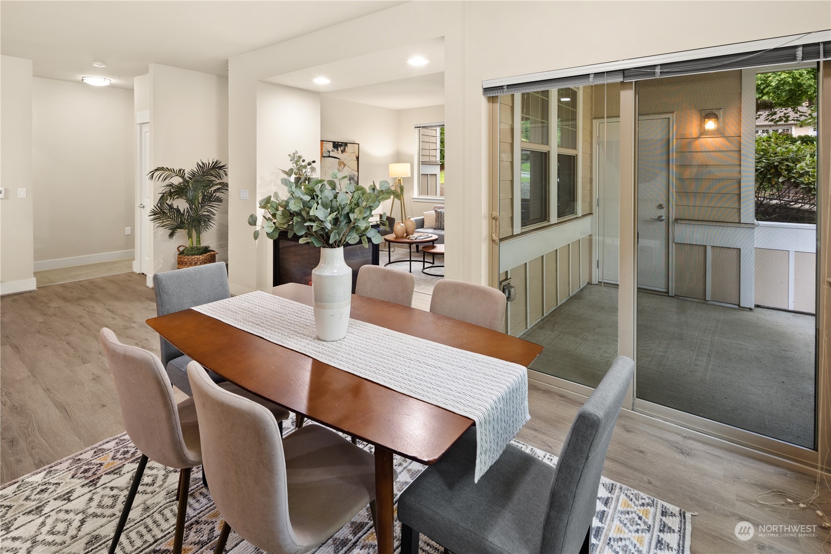 8535 Avondale Road NE Unit: A104