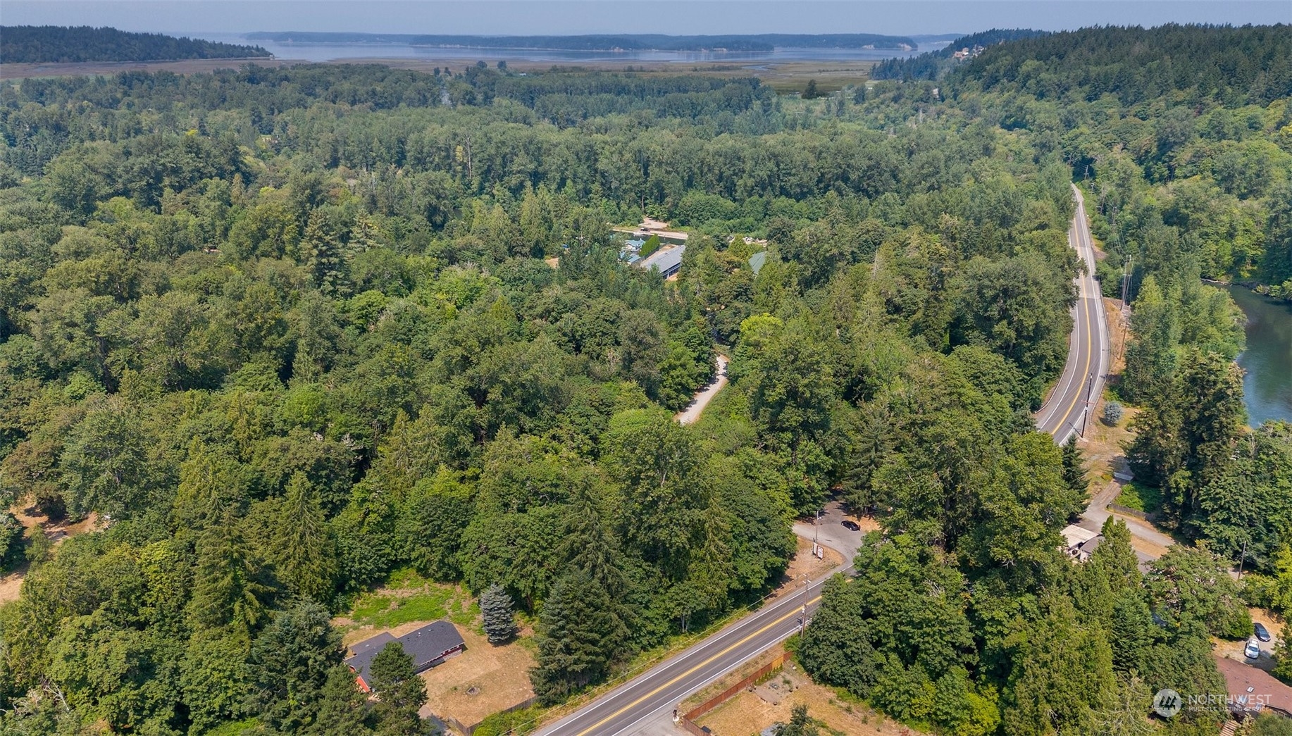 527 Old Pacific Highway SE