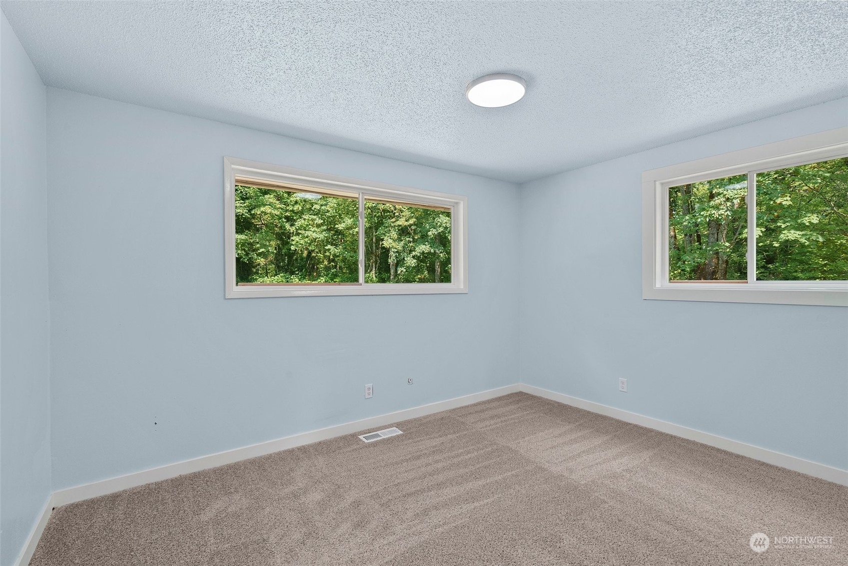 527 Old Pacific Highway SE