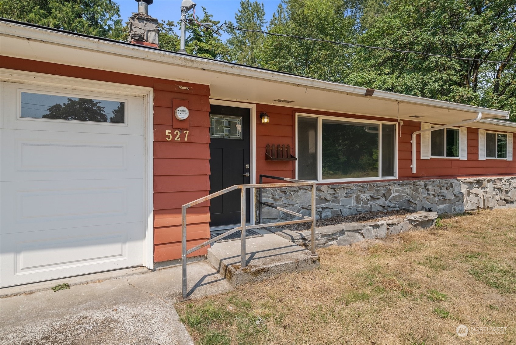 527 Old Pacific Highway SE