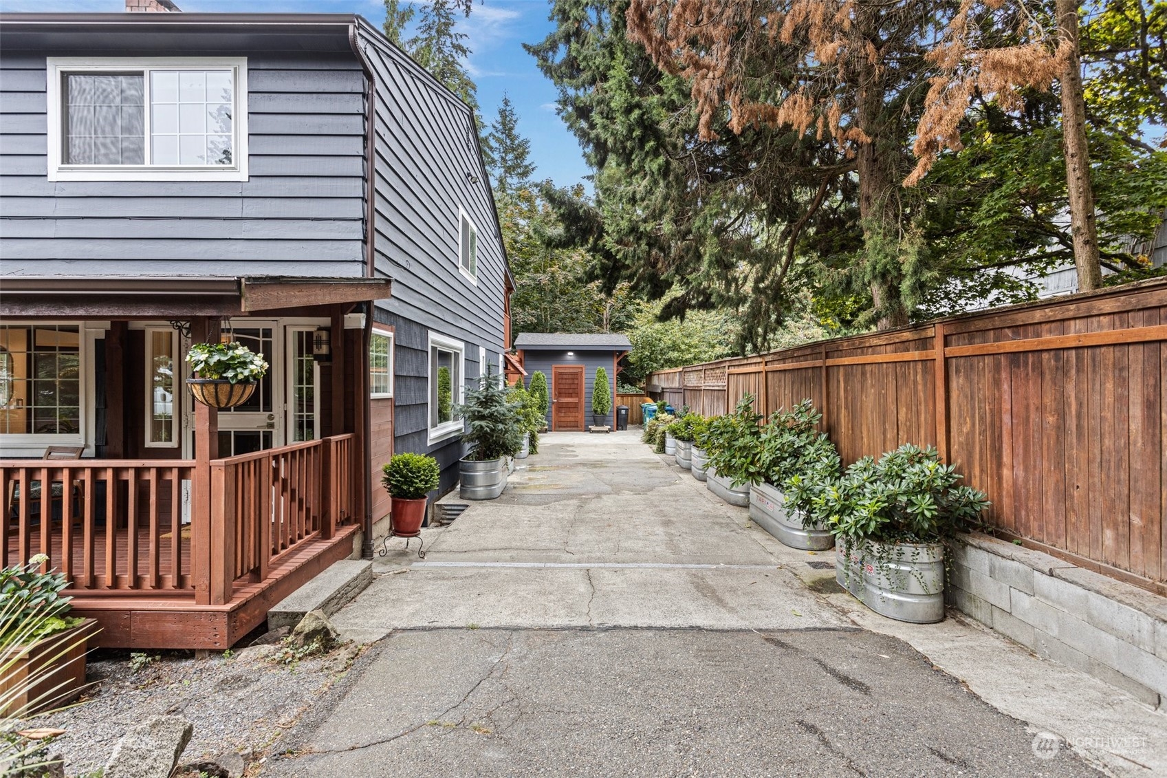 2519 NE 135th Street