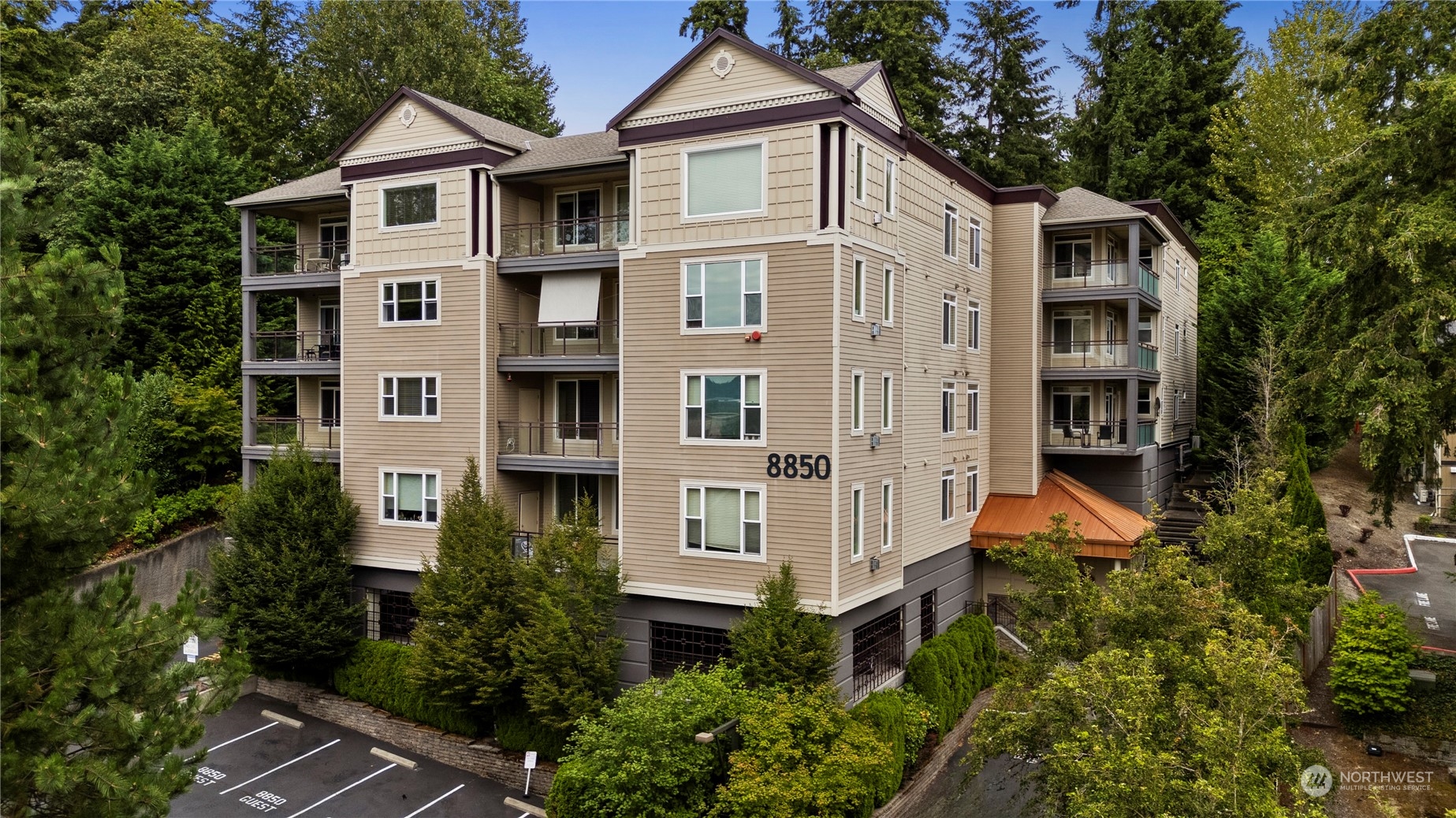 8850 Redmond Woodinville Road NE Unit: 306