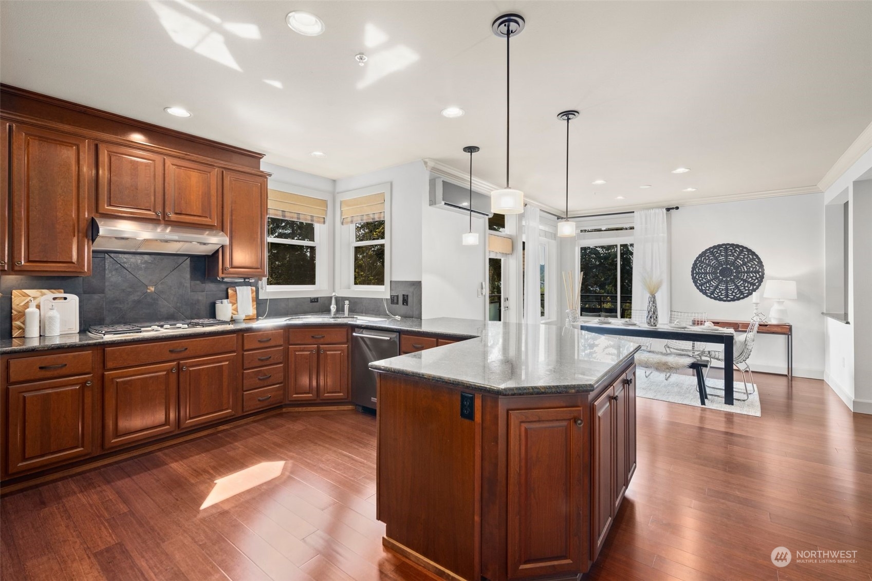 8850 Redmond Woodinville Road NE Unit: 306