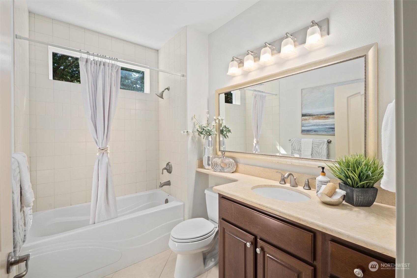 8850 Redmond Woodinville Road NE Unit: 306