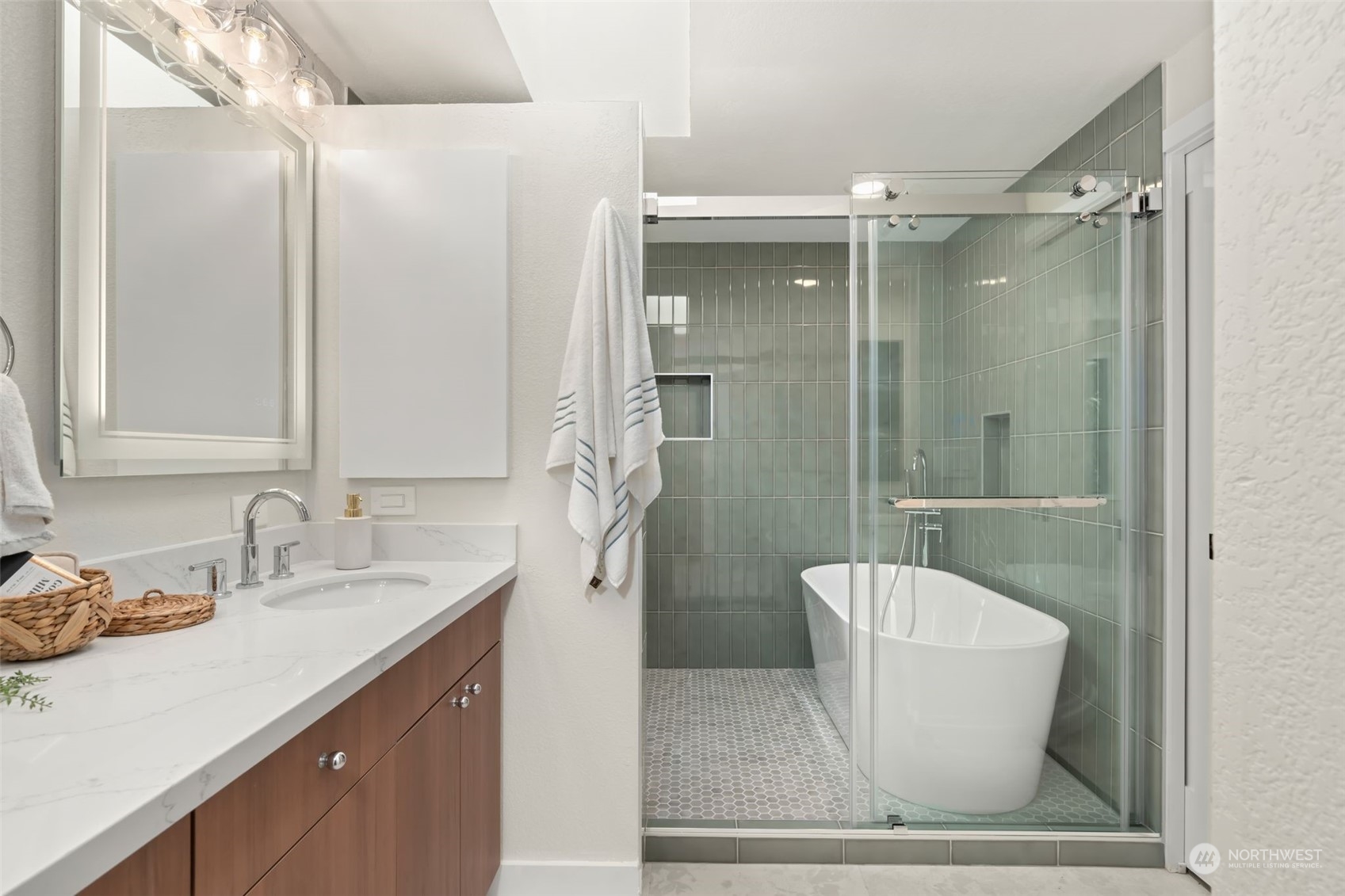 18610 92nd Avenue W