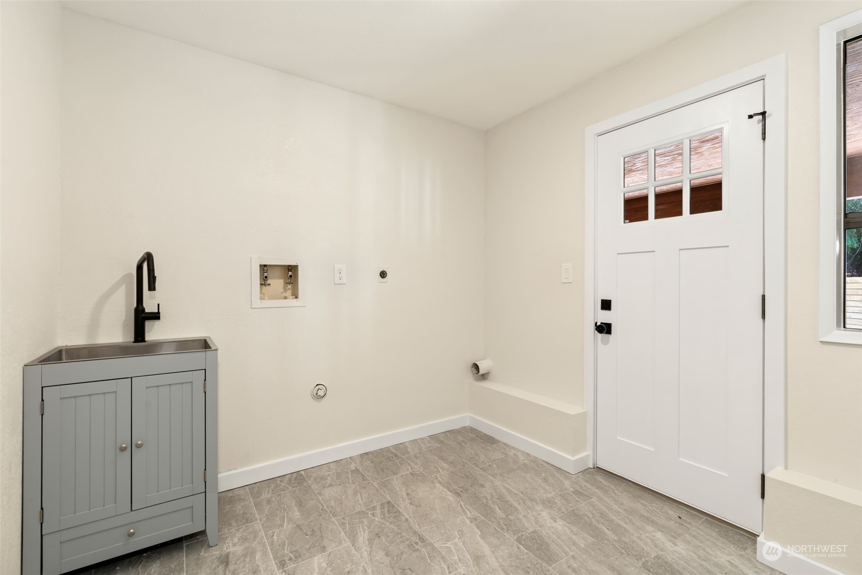 18610 92nd Avenue W