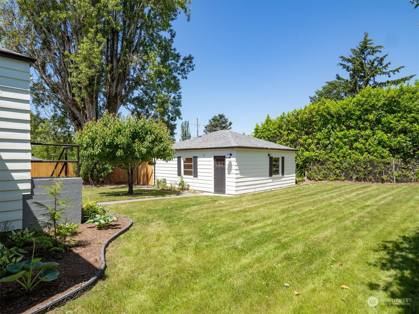 2206 S 128th Street