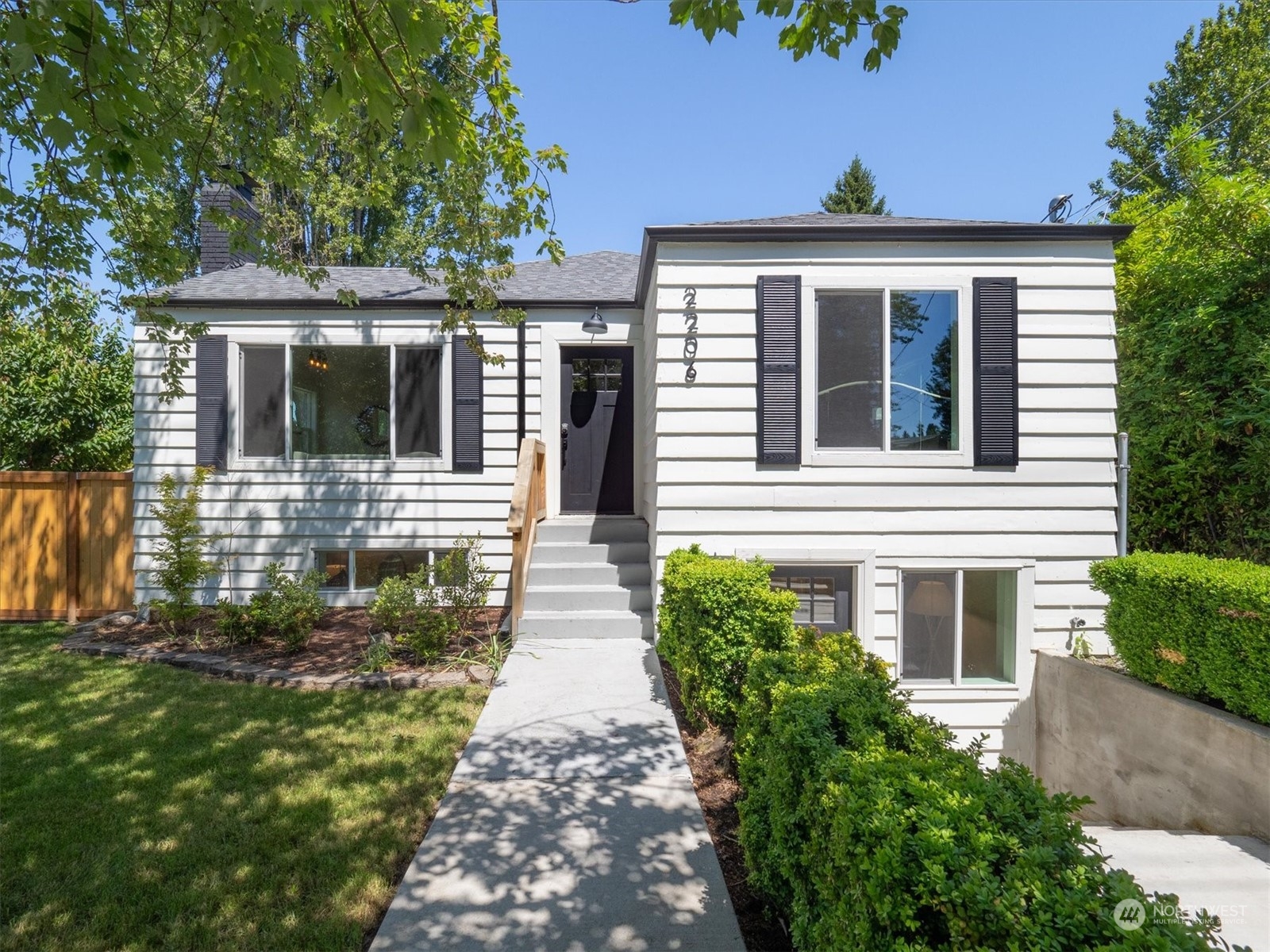 2206 S 128th Street