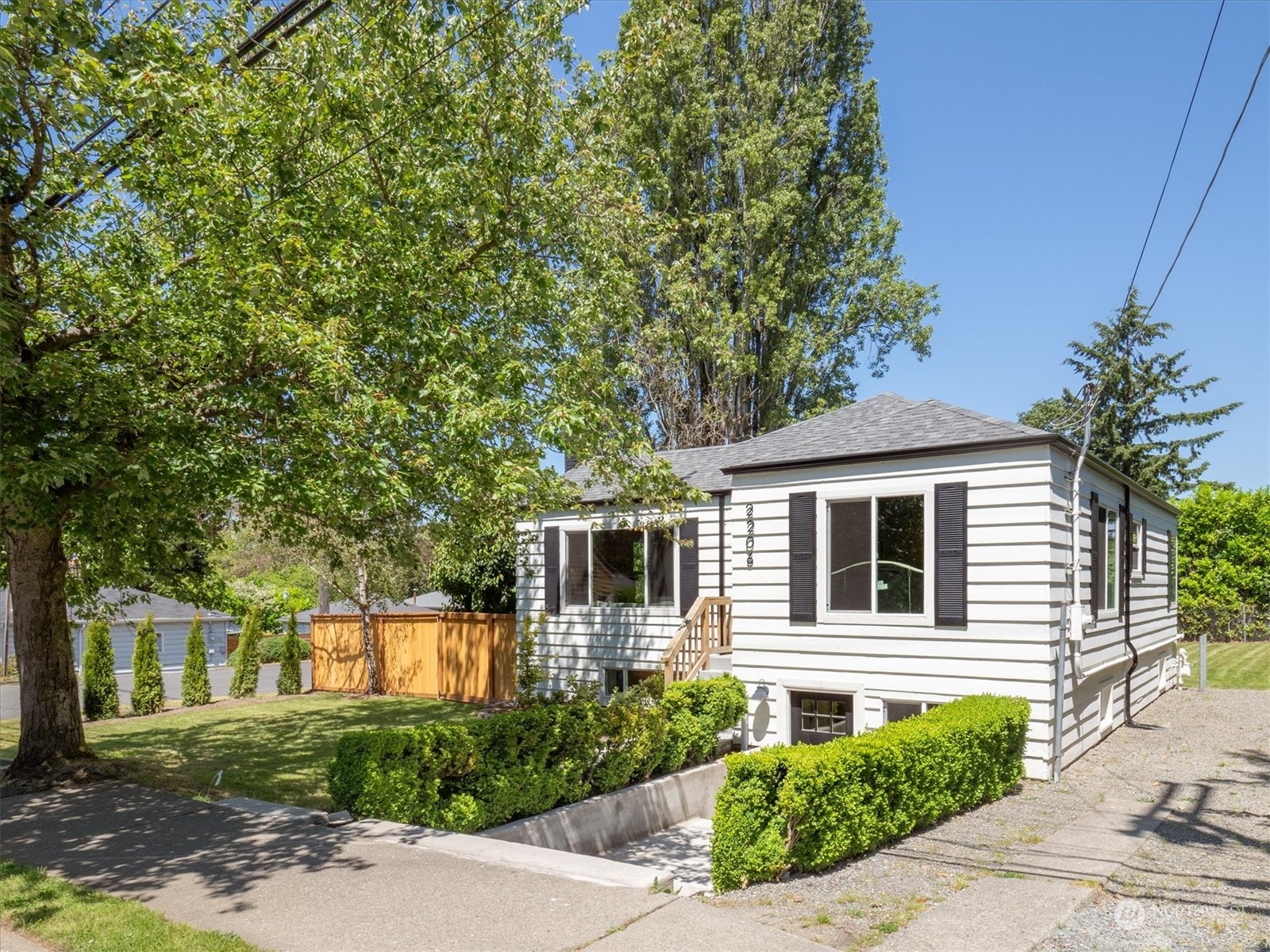 2206 S 128th Street