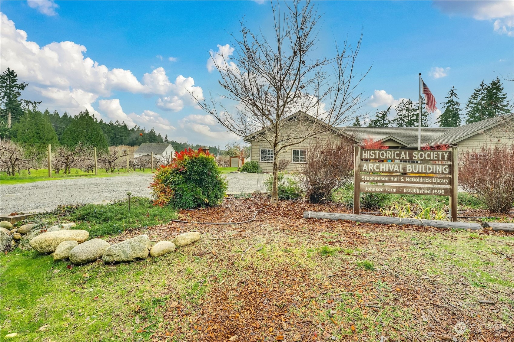 11210 Hillcrest Drive