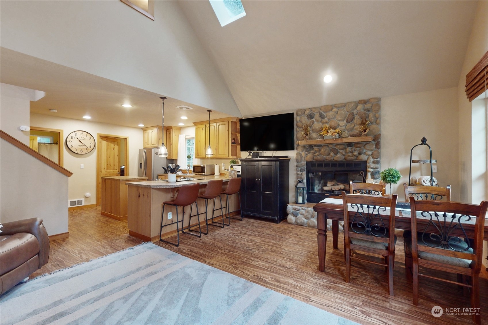 11210 Hillcrest Drive