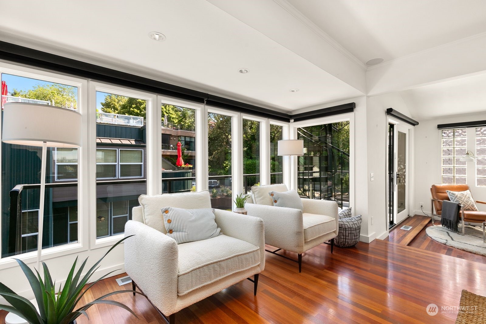 2600 Fairview Avenue E Unit: 17