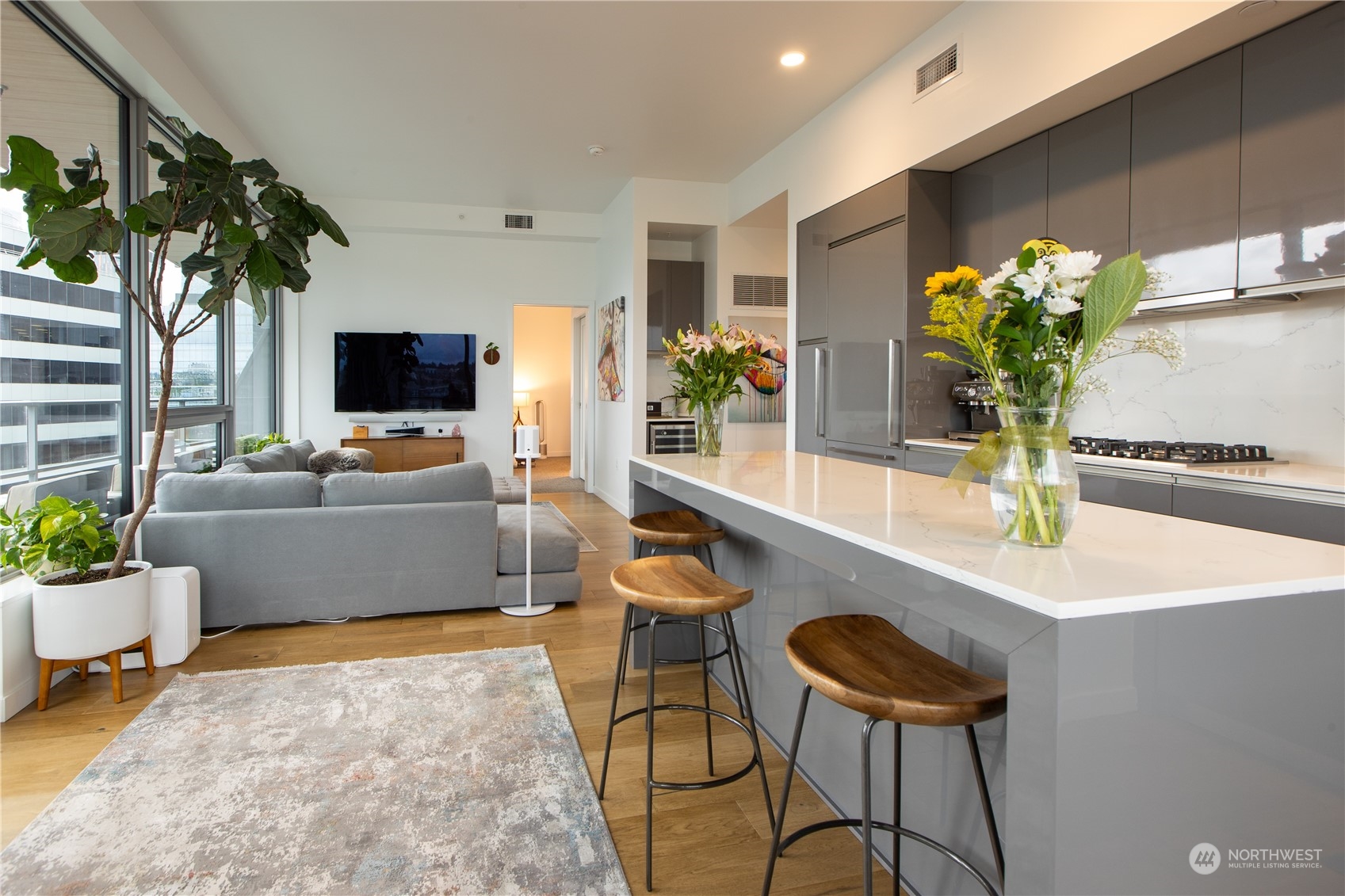 1808 Minor Avenue Unit: 1806