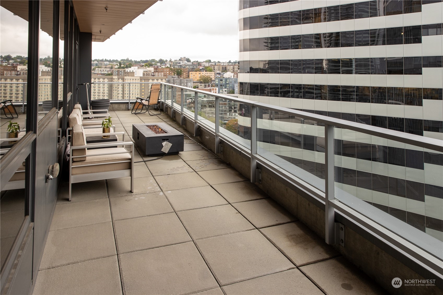 1808 Minor Avenue Unit: 1806