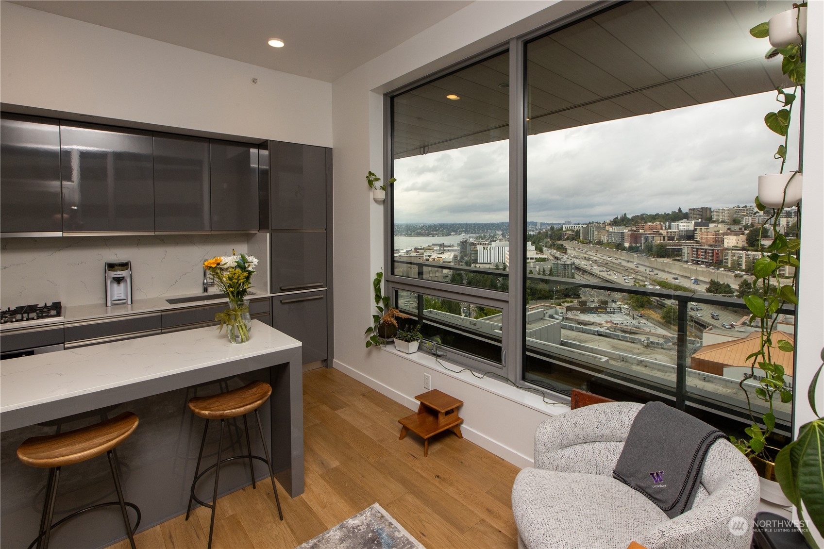 1808 Minor Avenue Unit: 1806