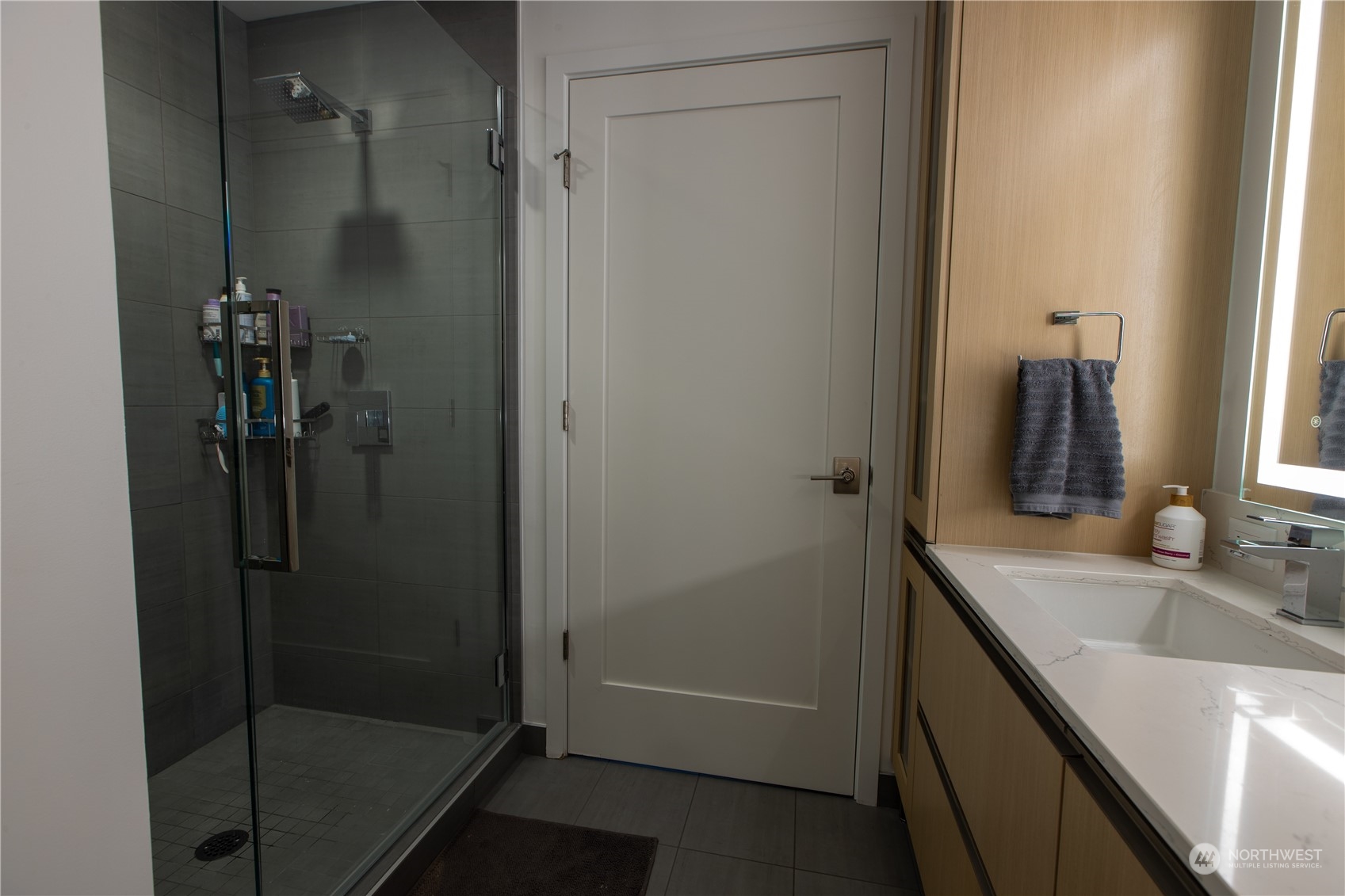 1808 Minor Avenue Unit: 1806