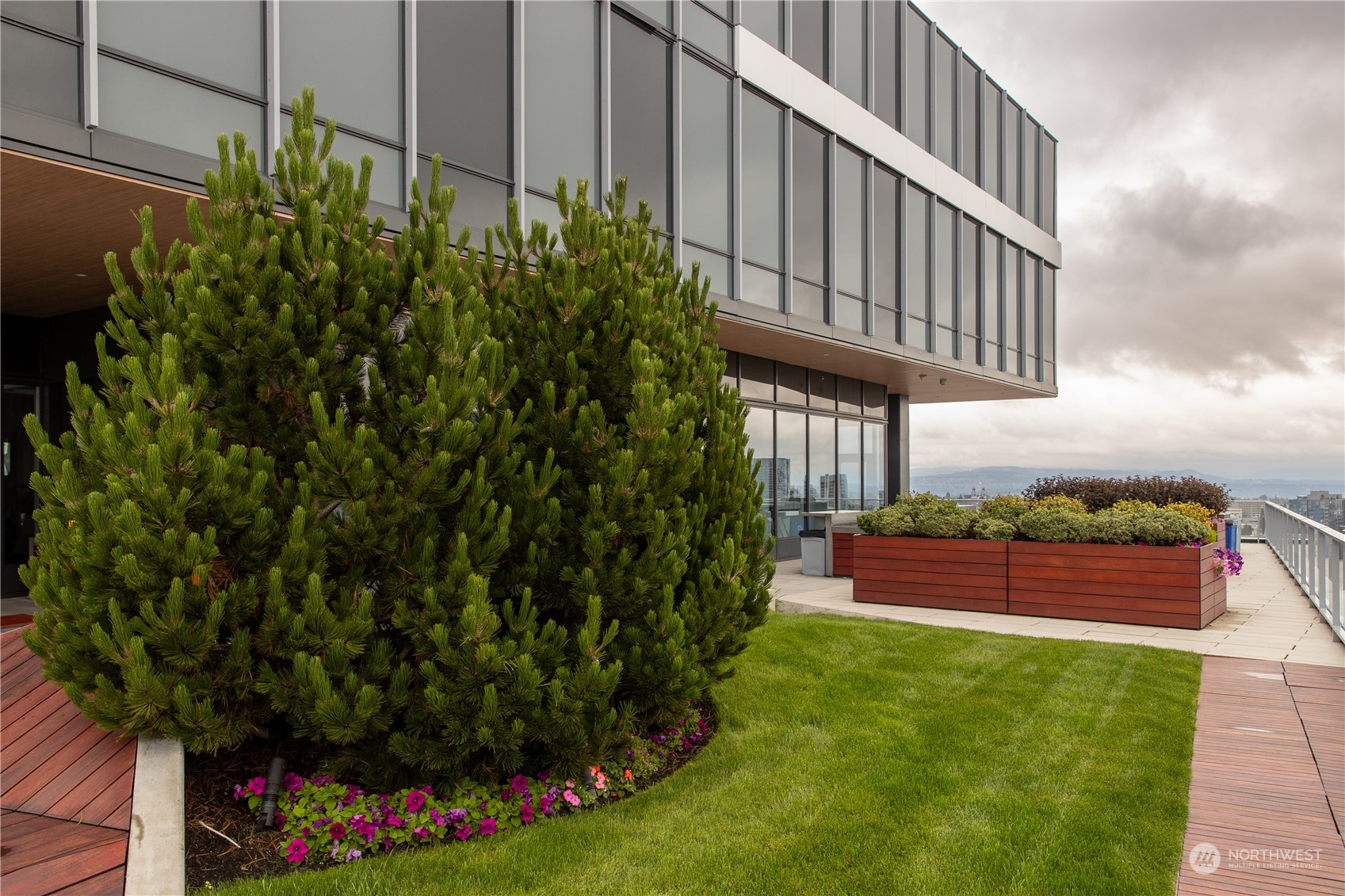 1808 Minor Avenue Unit: 1806