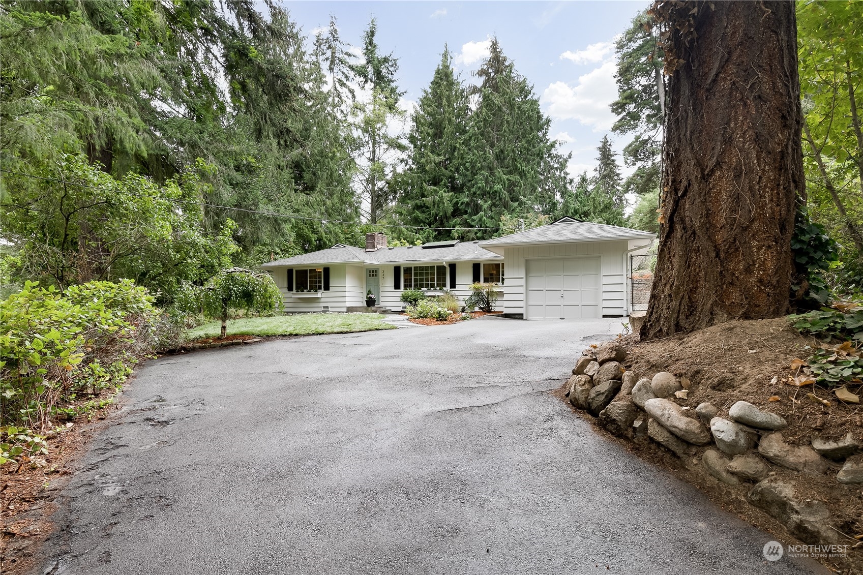 337 N Greenwood Drive