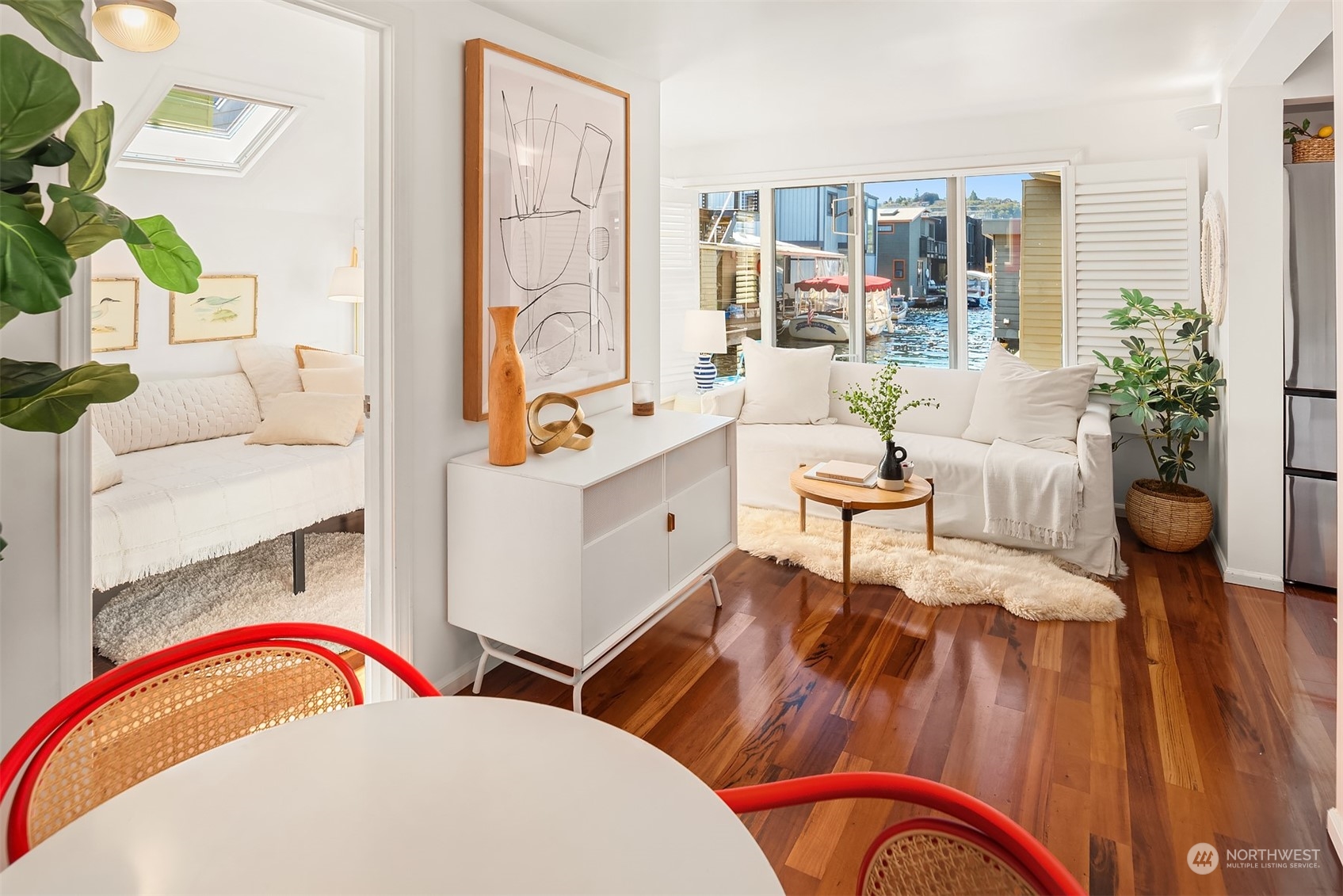 2239 Fairview Avenue E Unit: F