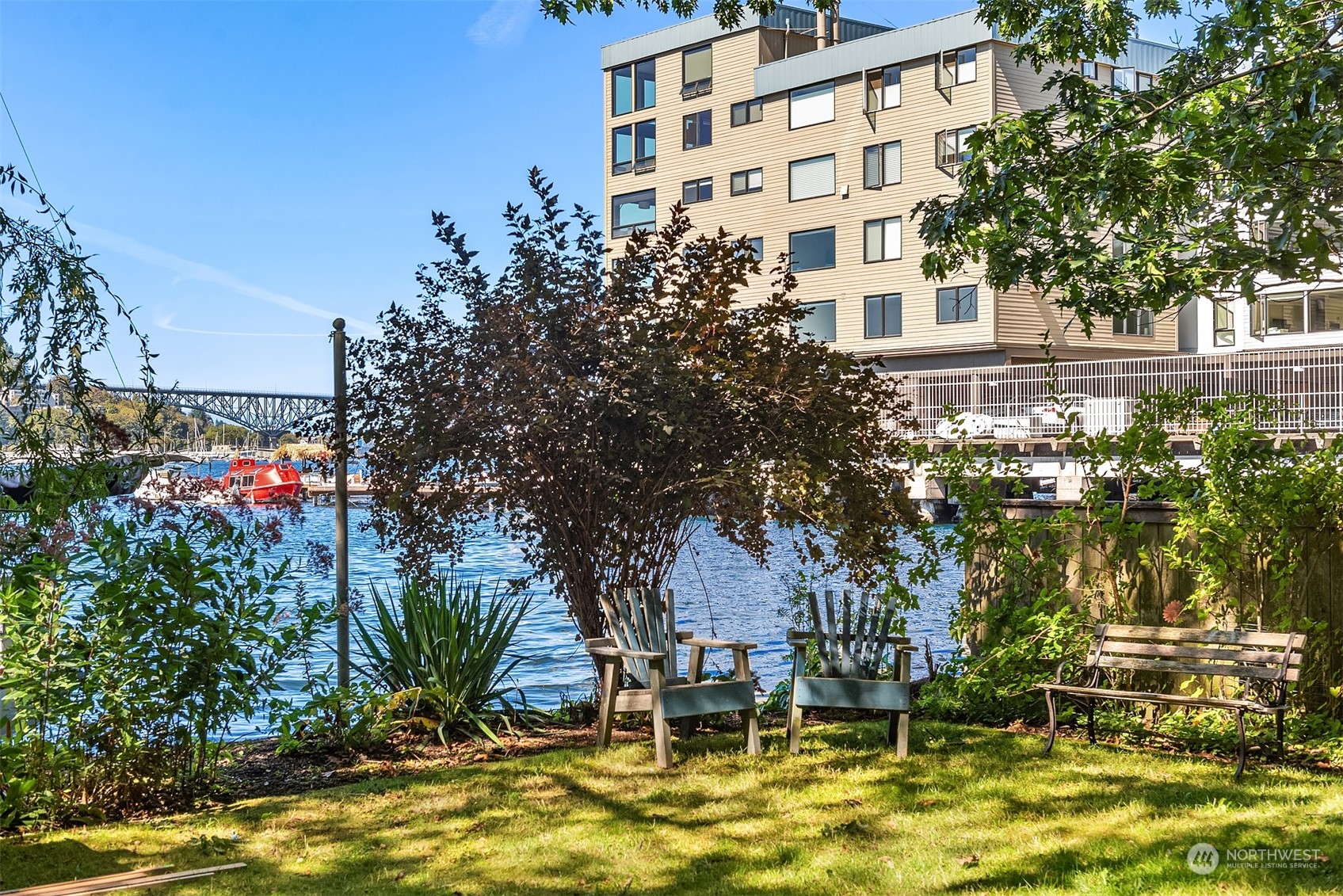 2239 Fairview Avenue E Unit: F