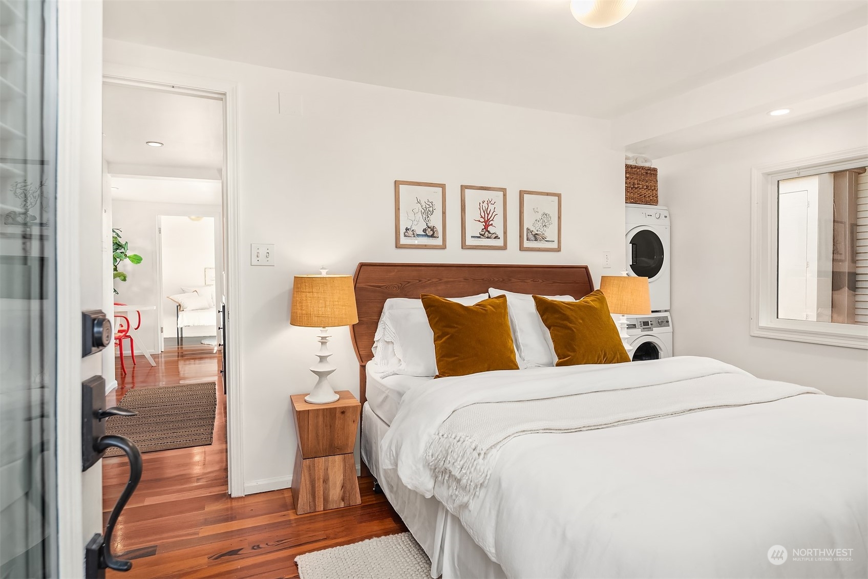 2239 Fairview Avenue E Unit: F