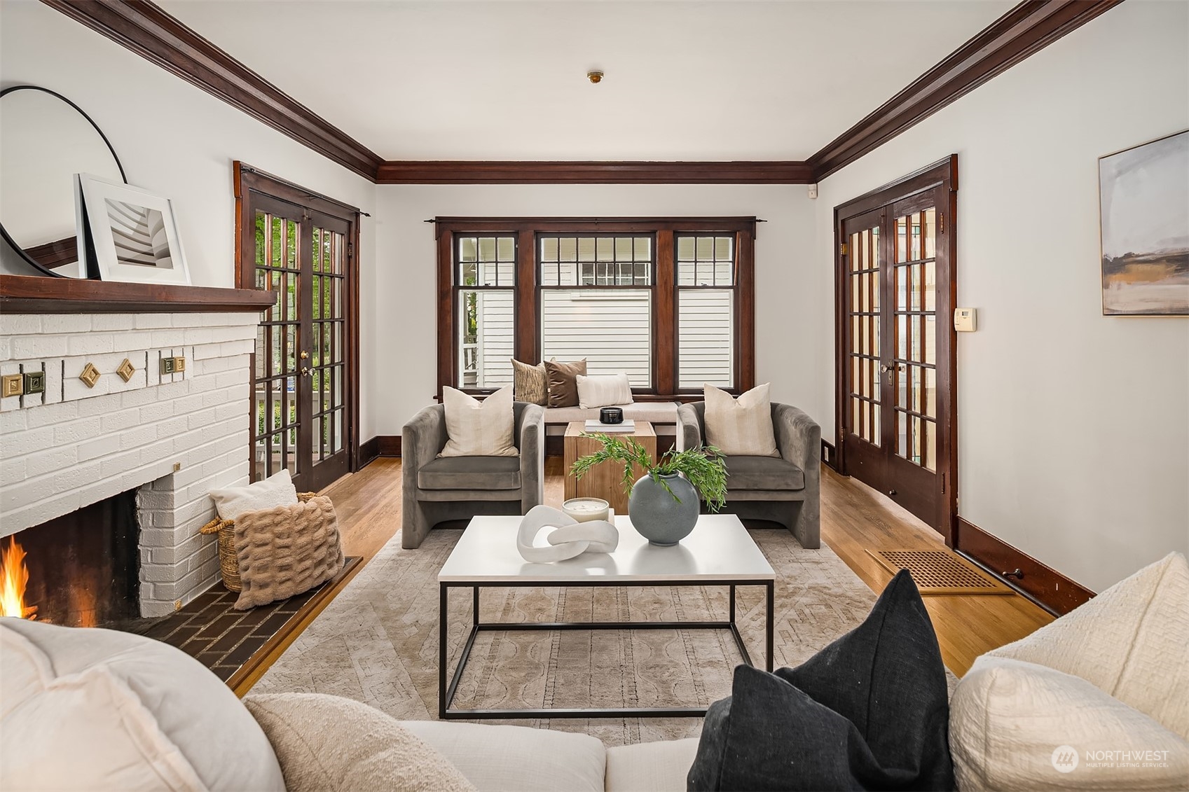 4547 4th Avenue NE