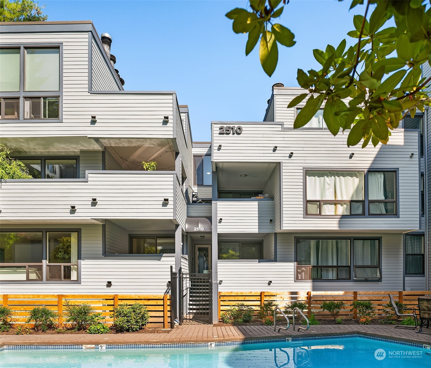 2510 W Manor Place Unit: 113