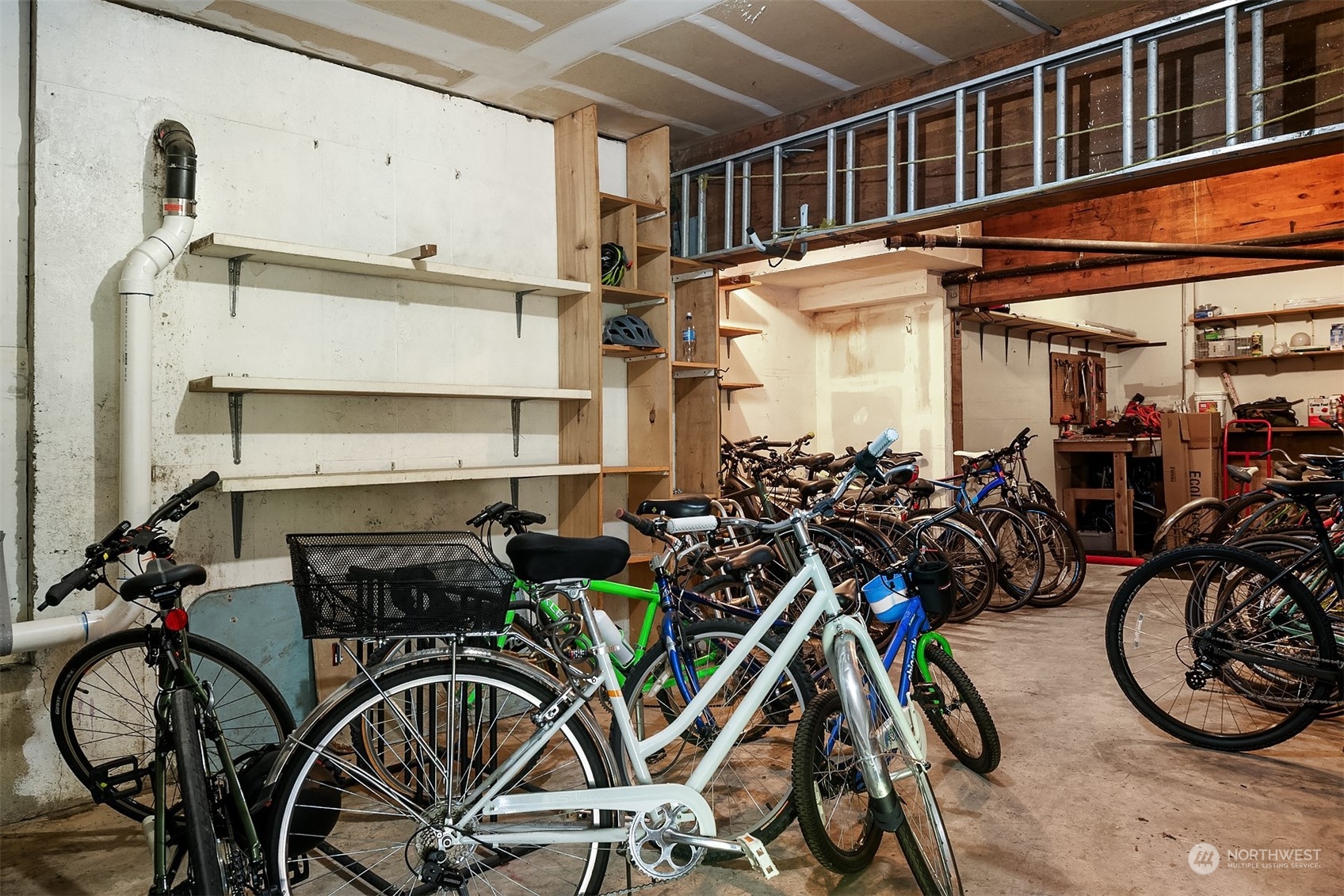 2510 W Manor Place Unit: 113