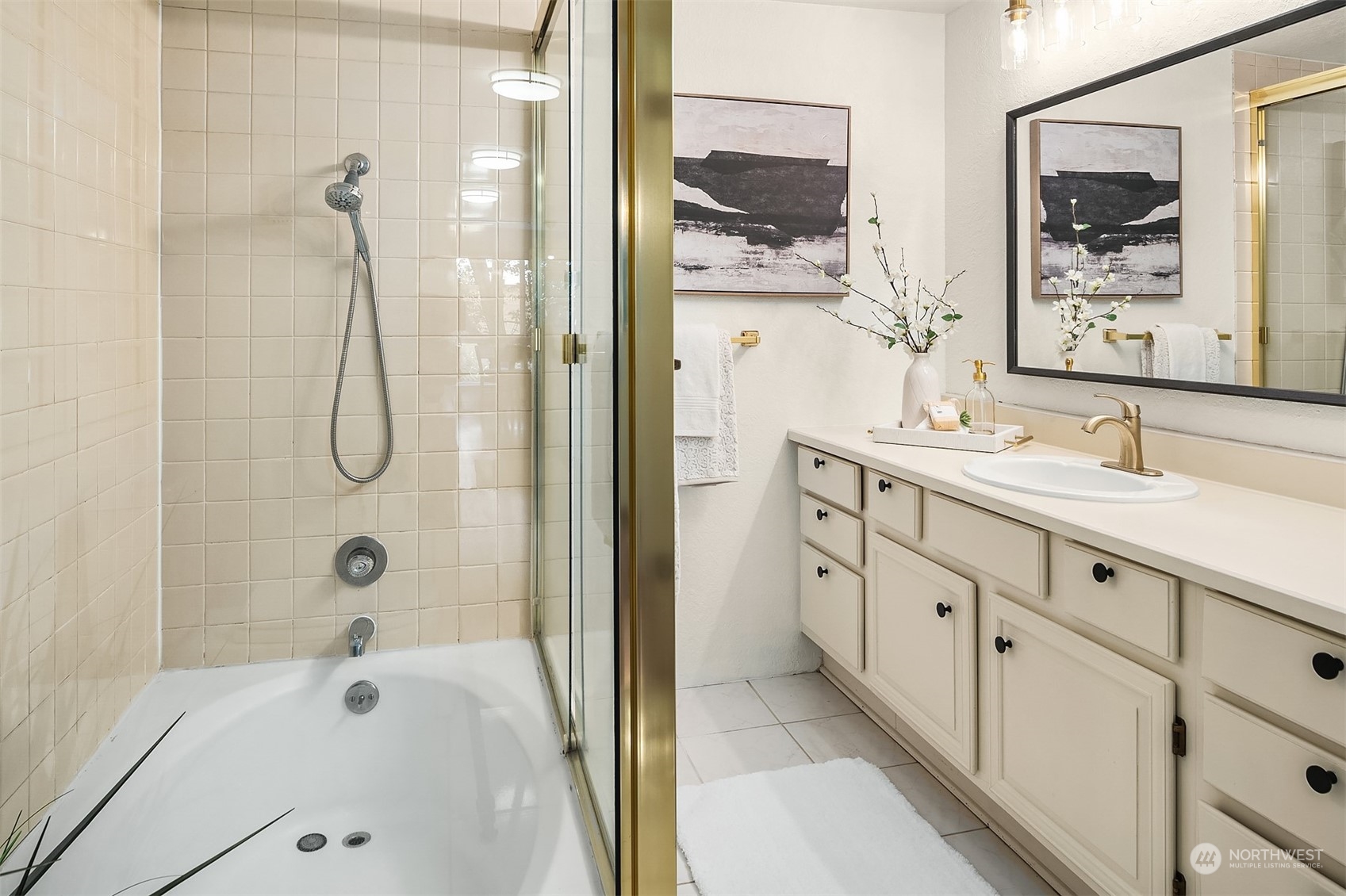 2510 W Manor Place Unit: 113