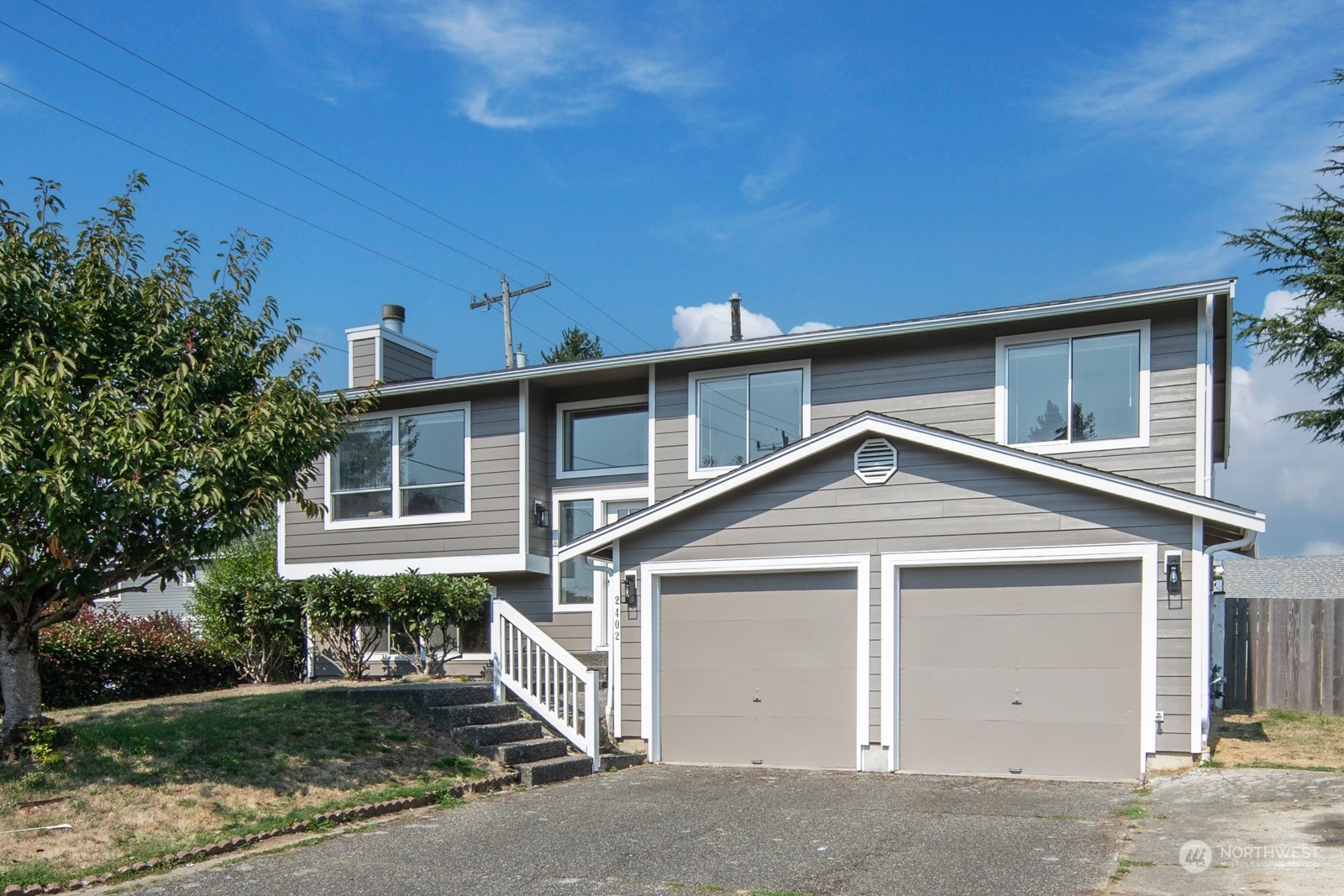 2402 S 131st Place
