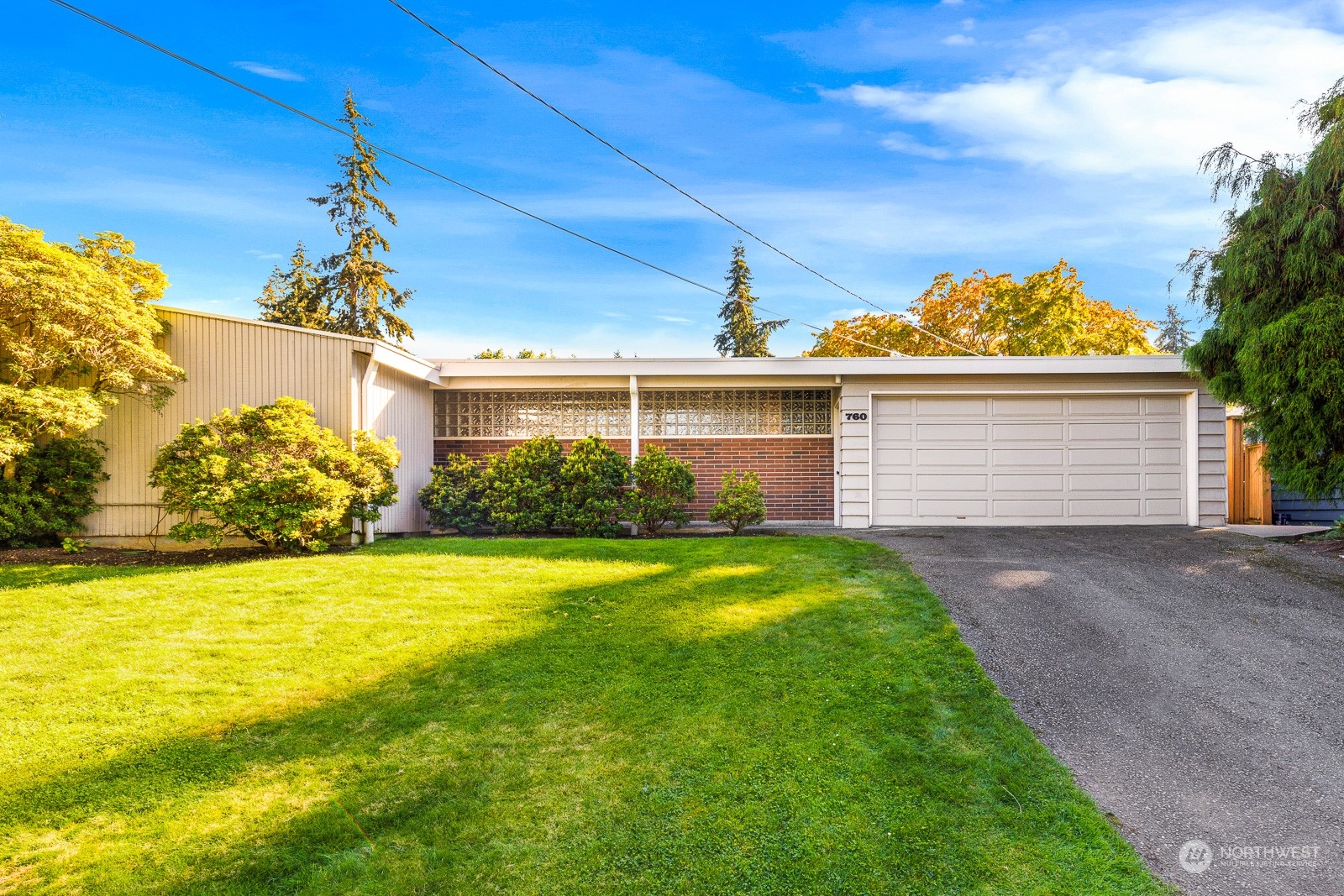 760 14th Way SW