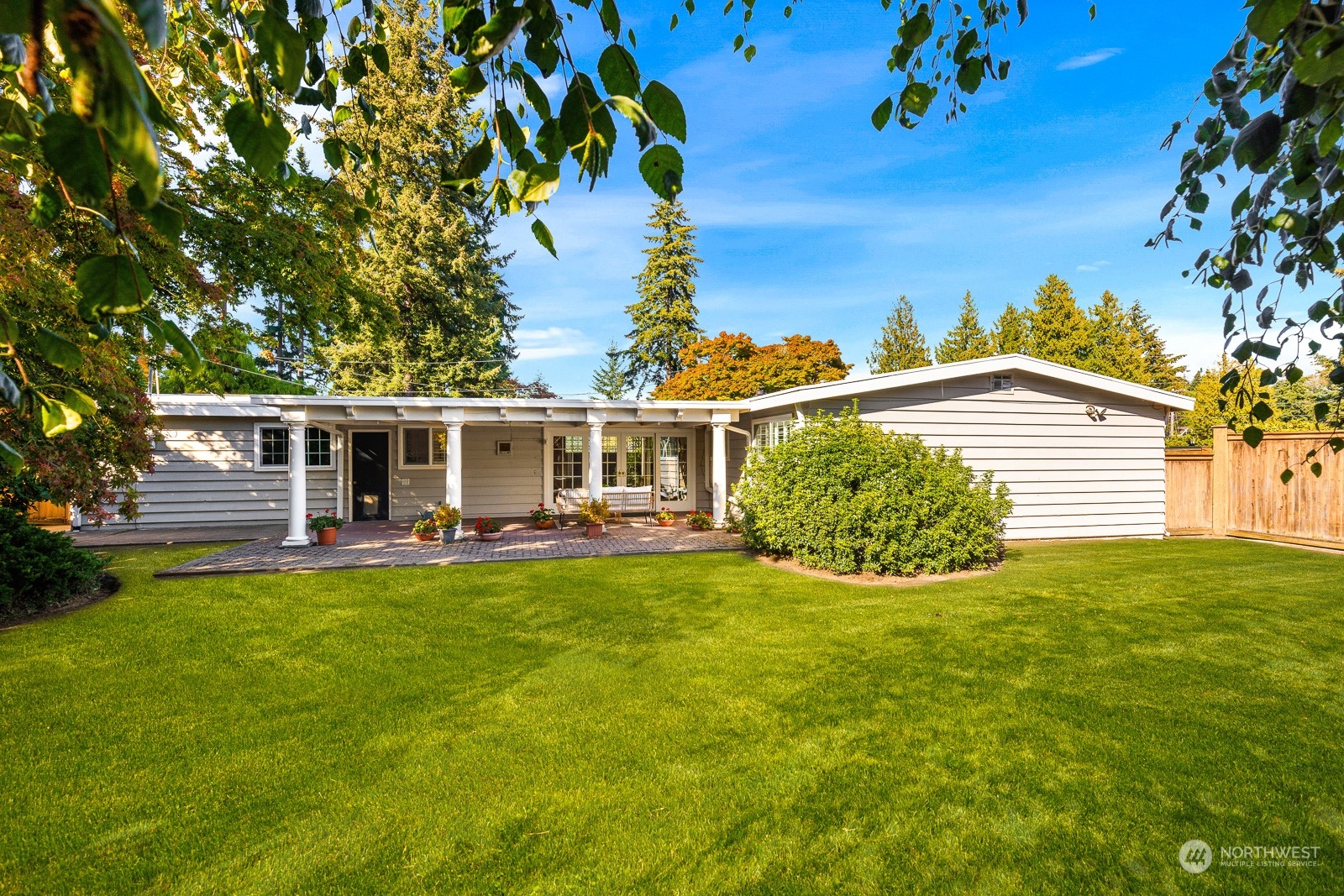 760 14th Way SW