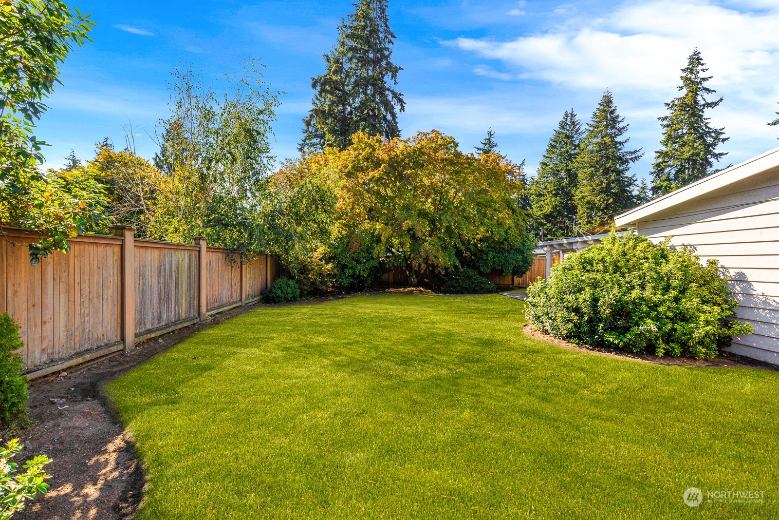 760 14th Way SW