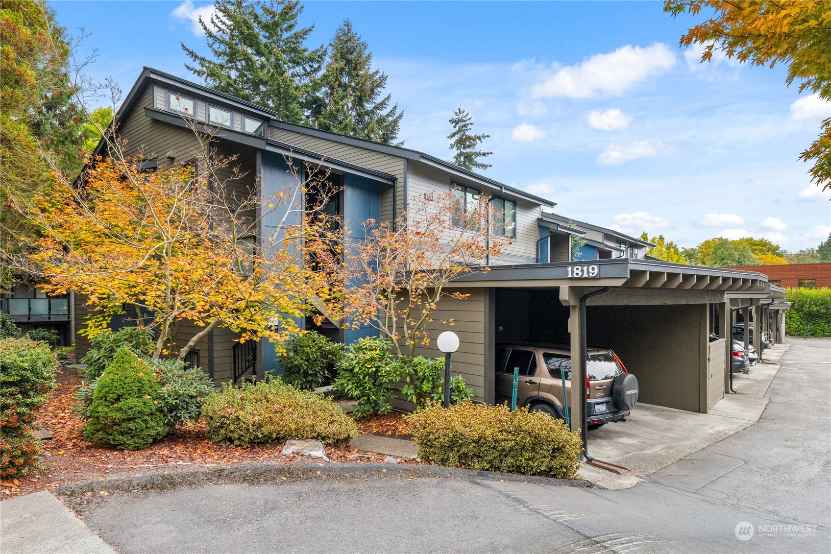 1819 N 107th Street Unit: 201