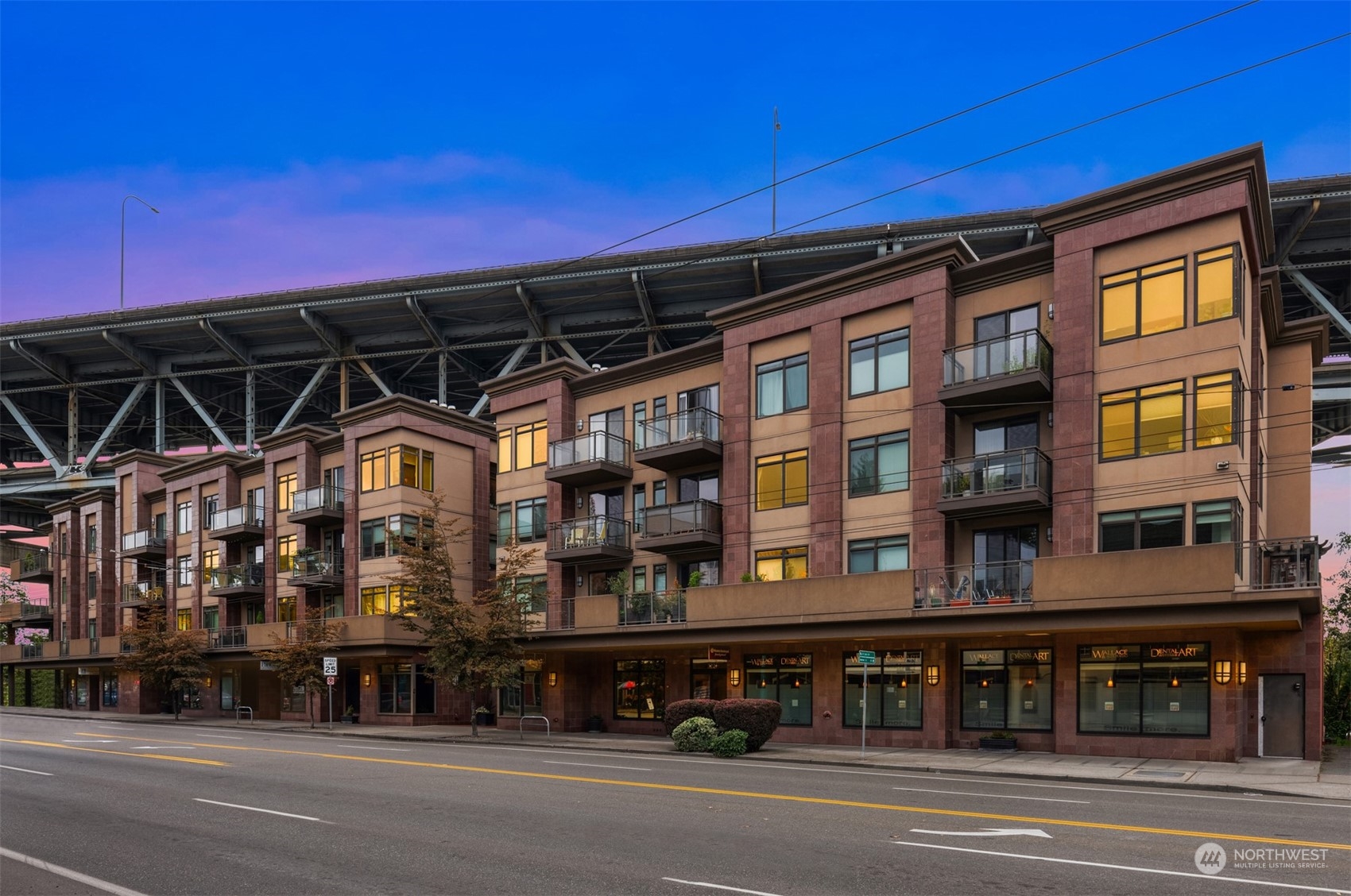 3217 Eastlake Avenue E Unit: 303