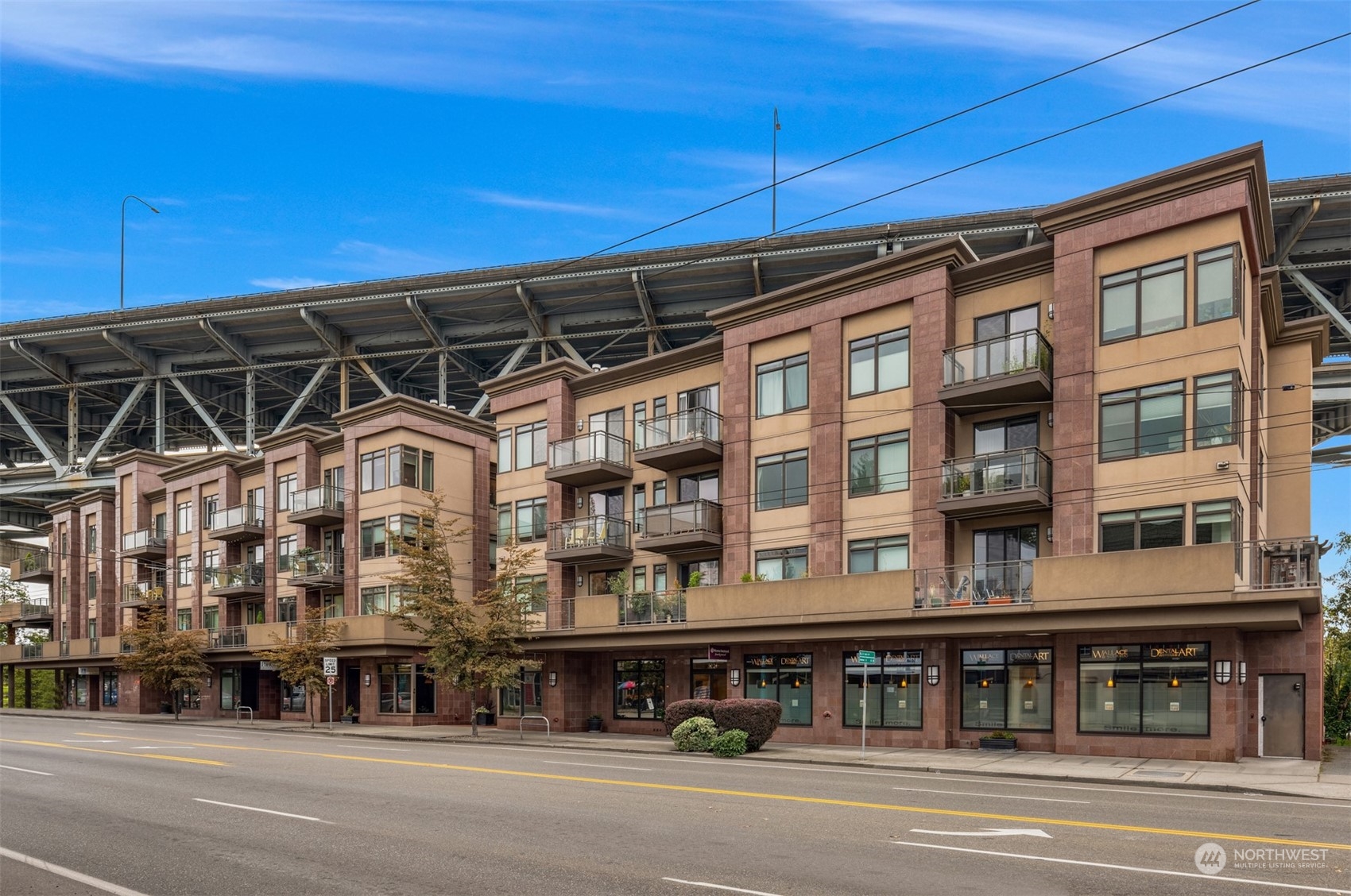 3217 Eastlake Avenue E Unit: 303