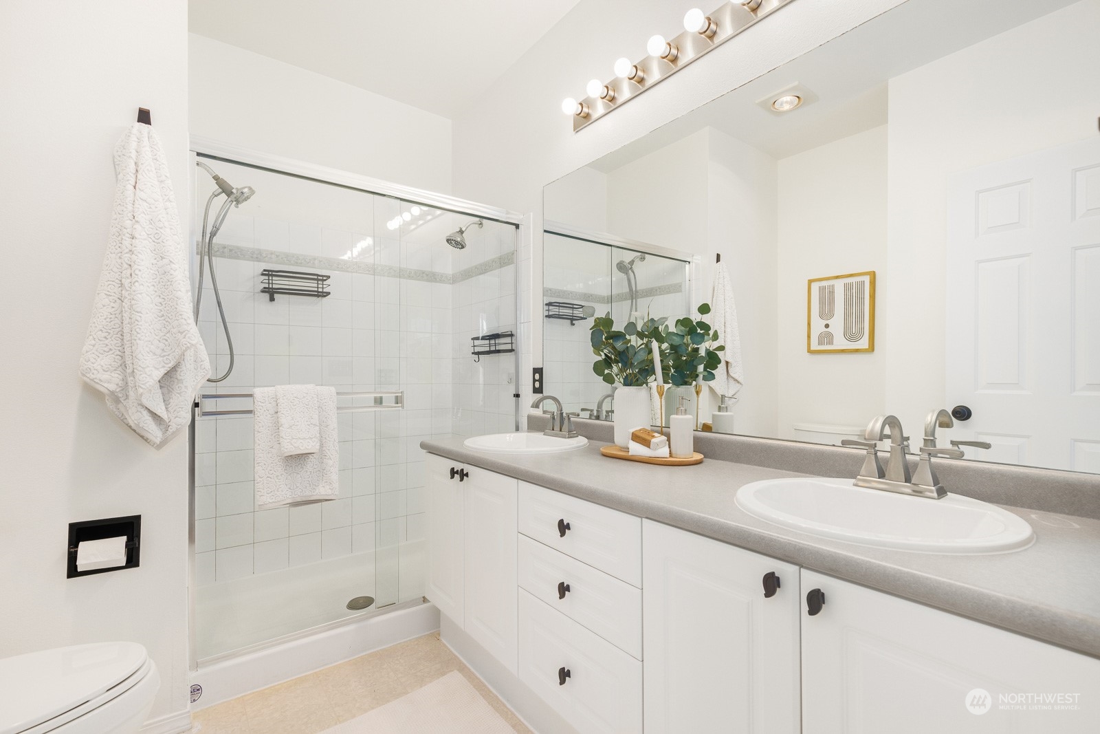 16125 Juanita Woodinville Way NE Unit: 1303