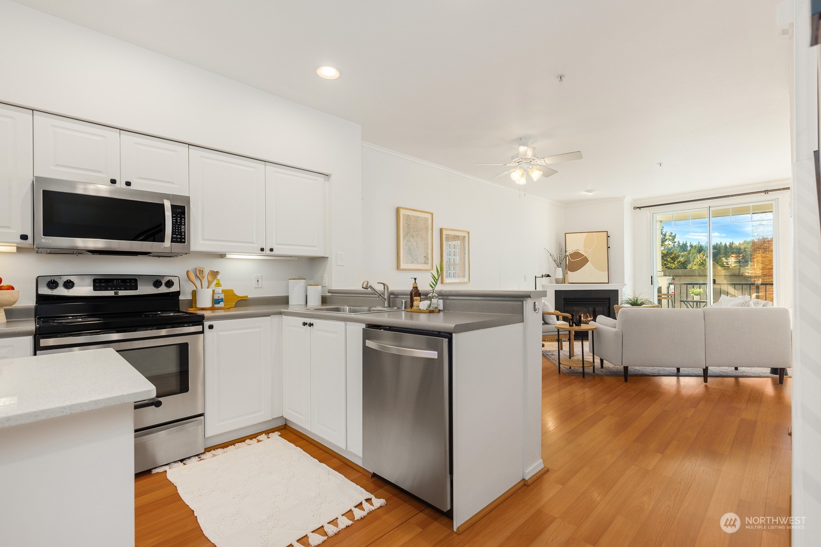 16125 Juanita Woodinville Way NE Unit: 1303