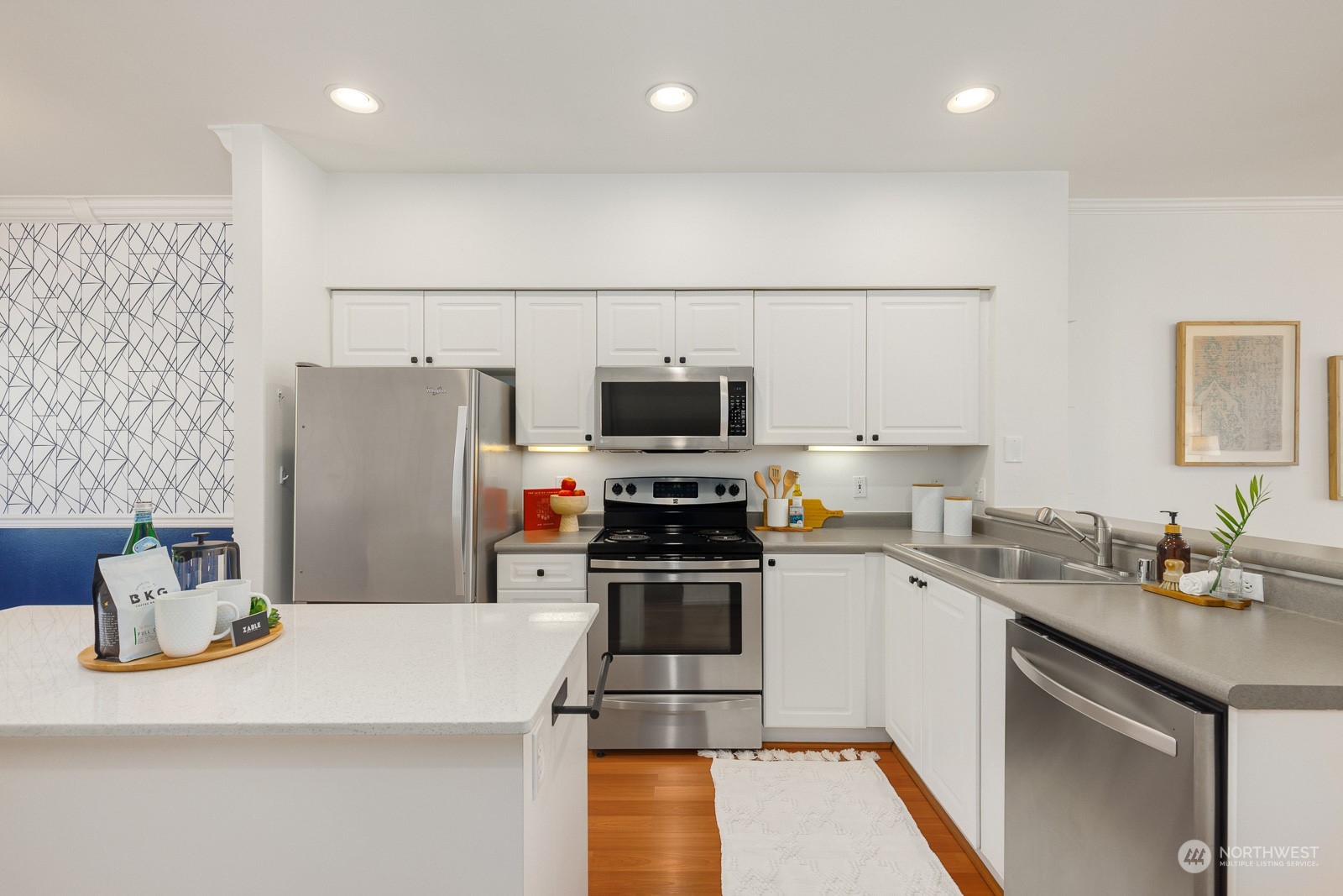 16125 Juanita Woodinville Way NE Unit: 1303