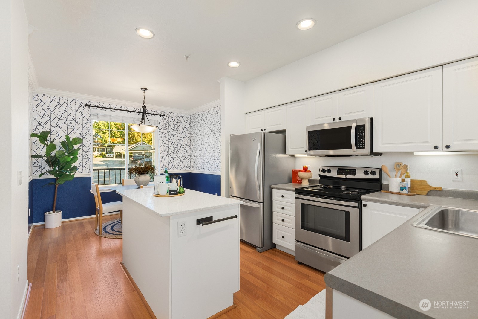 16125 Juanita Woodinville Way NE Unit: 1303