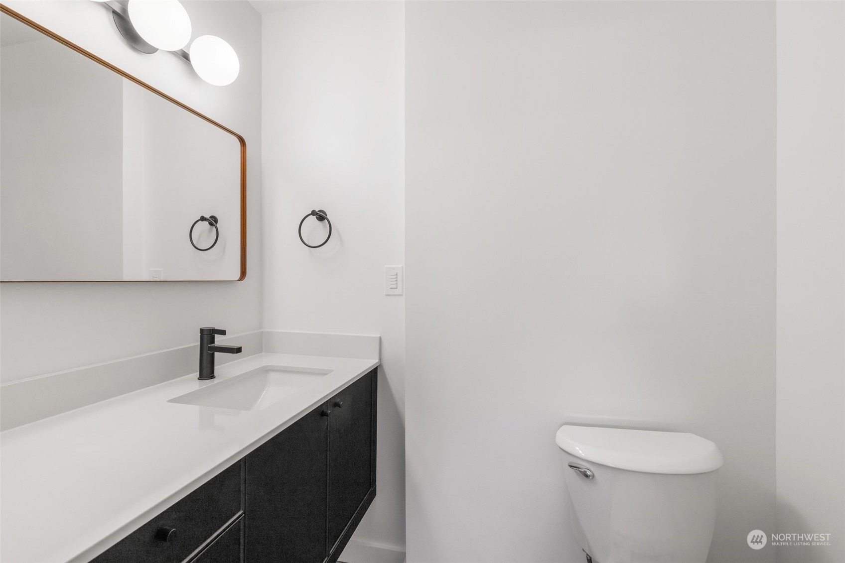 500 W Olympic Place Unit: 404
